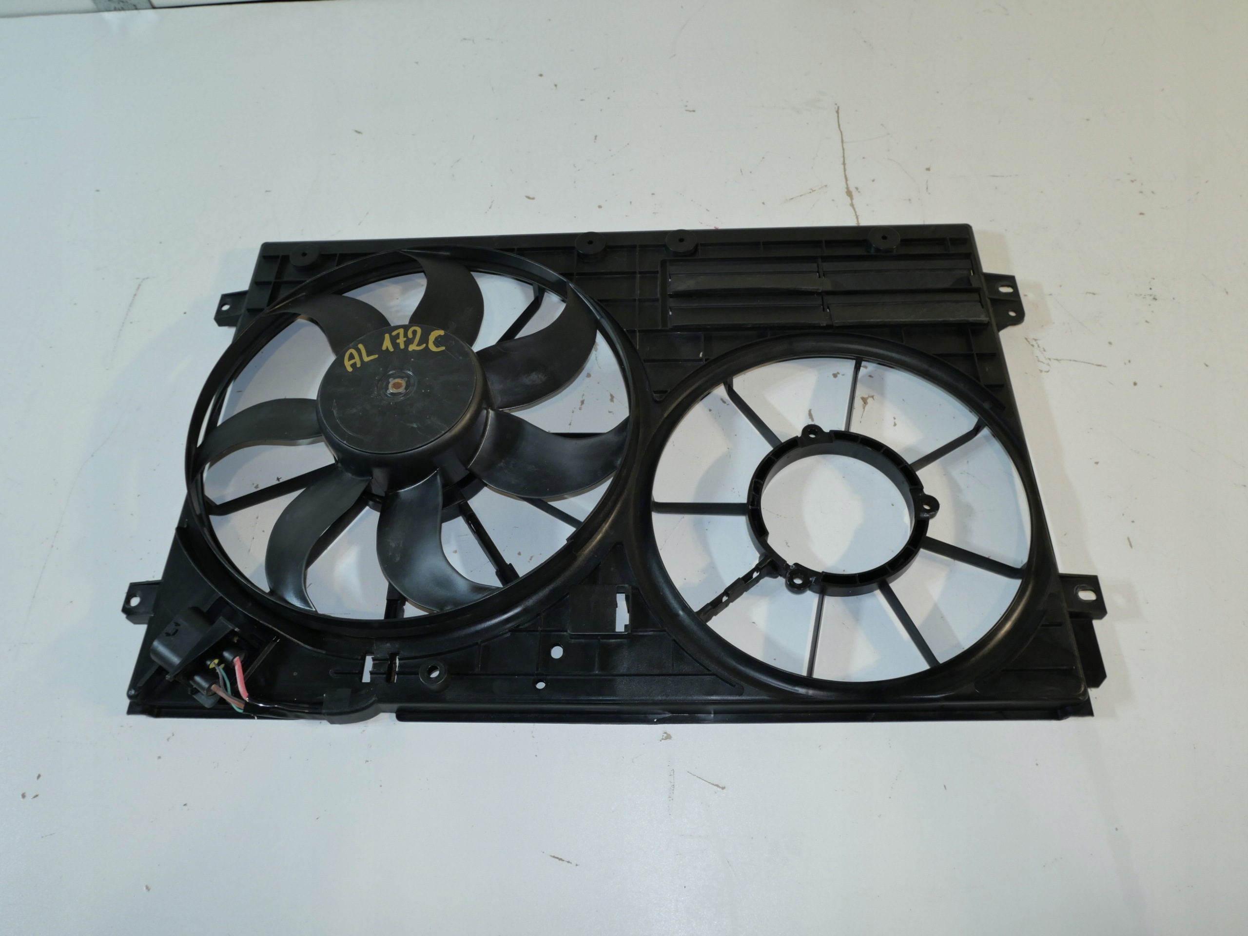 couverture ventilateurs VW AUDI SKODA 1K0121207BC