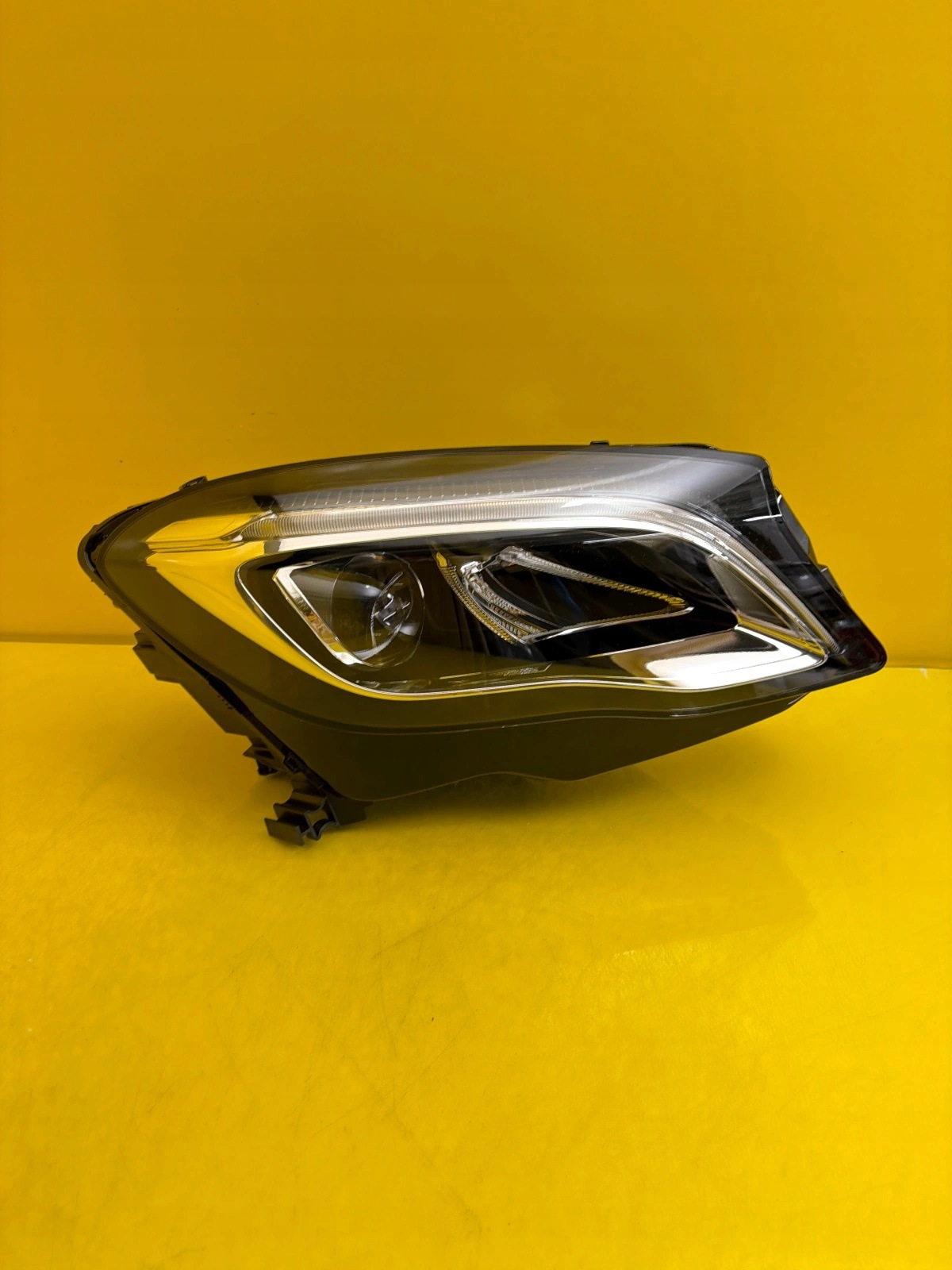light right Mercedes GLA W156 X156 Lift Full Led High Performance 2017- A15