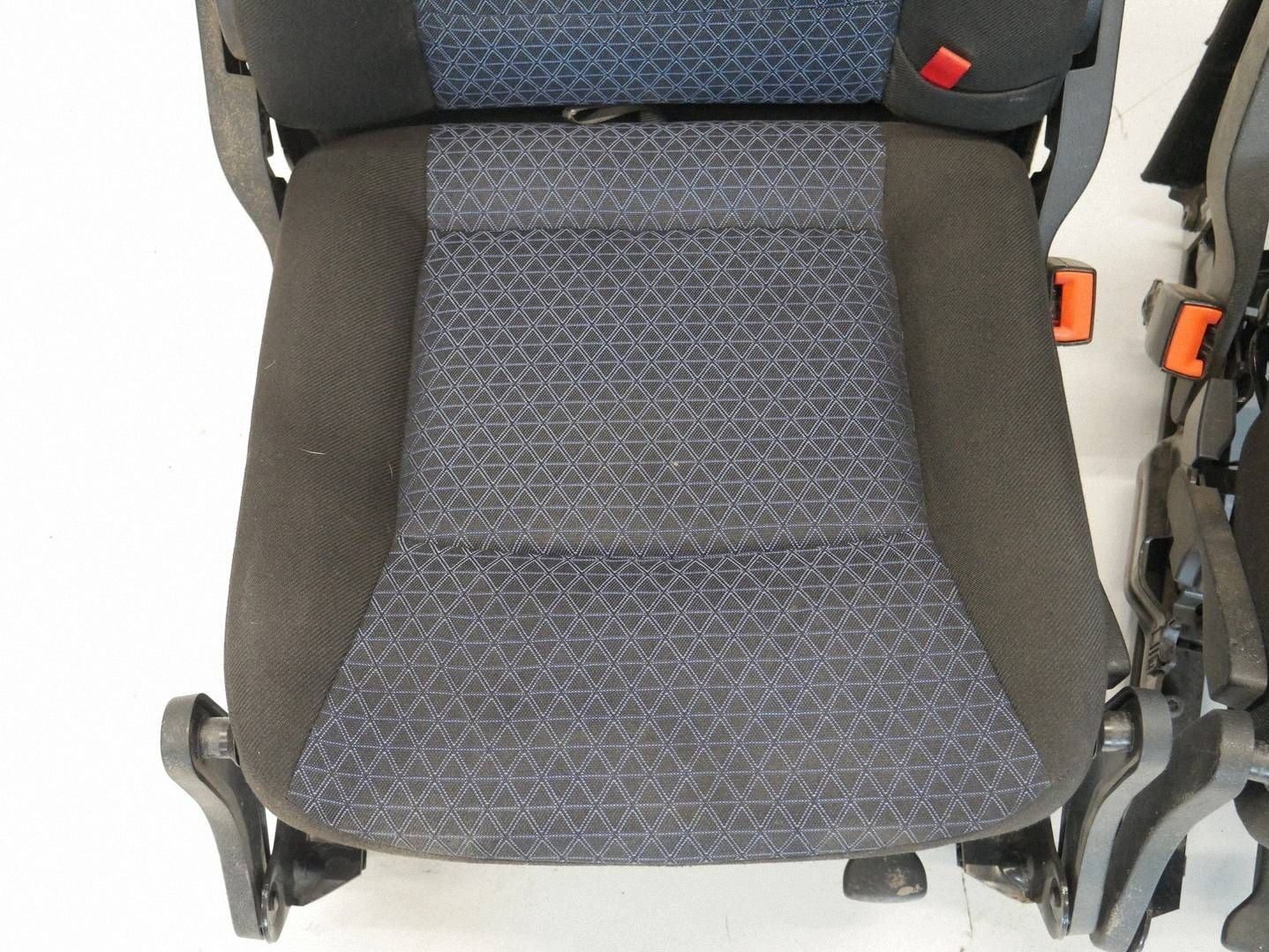 seats left right TRZECI 3 RZAD KOMPLET FORD GALAXY MK2 MATERIAL
