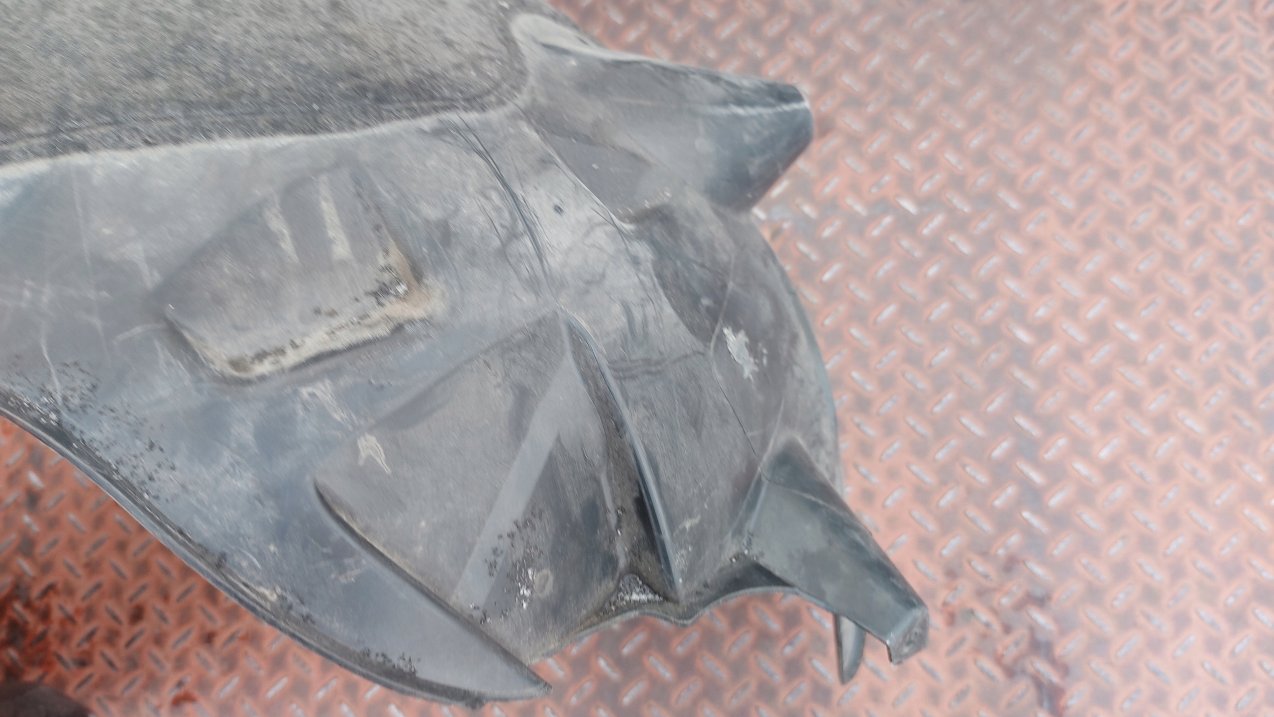 mudguard right right rear part rear. BMW 5 E60 07
