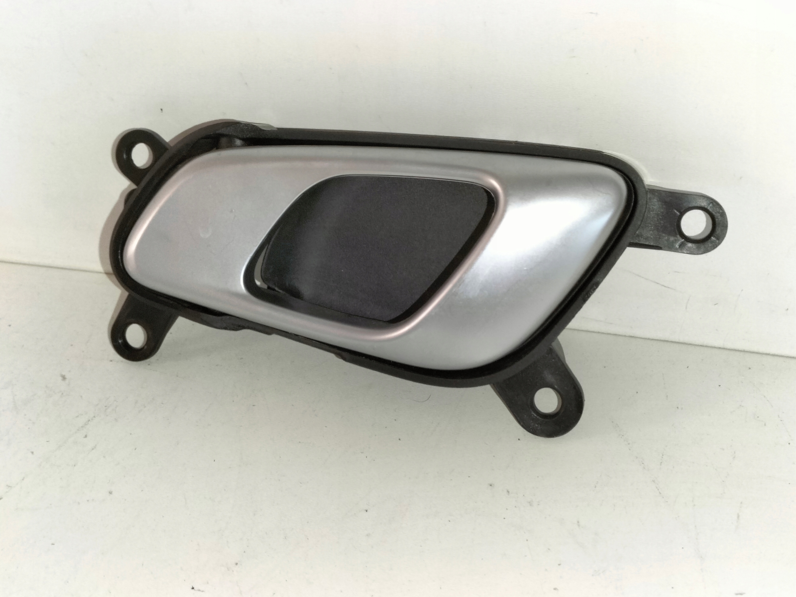 handle inner door front left KIA CEED III PROCEED III 19