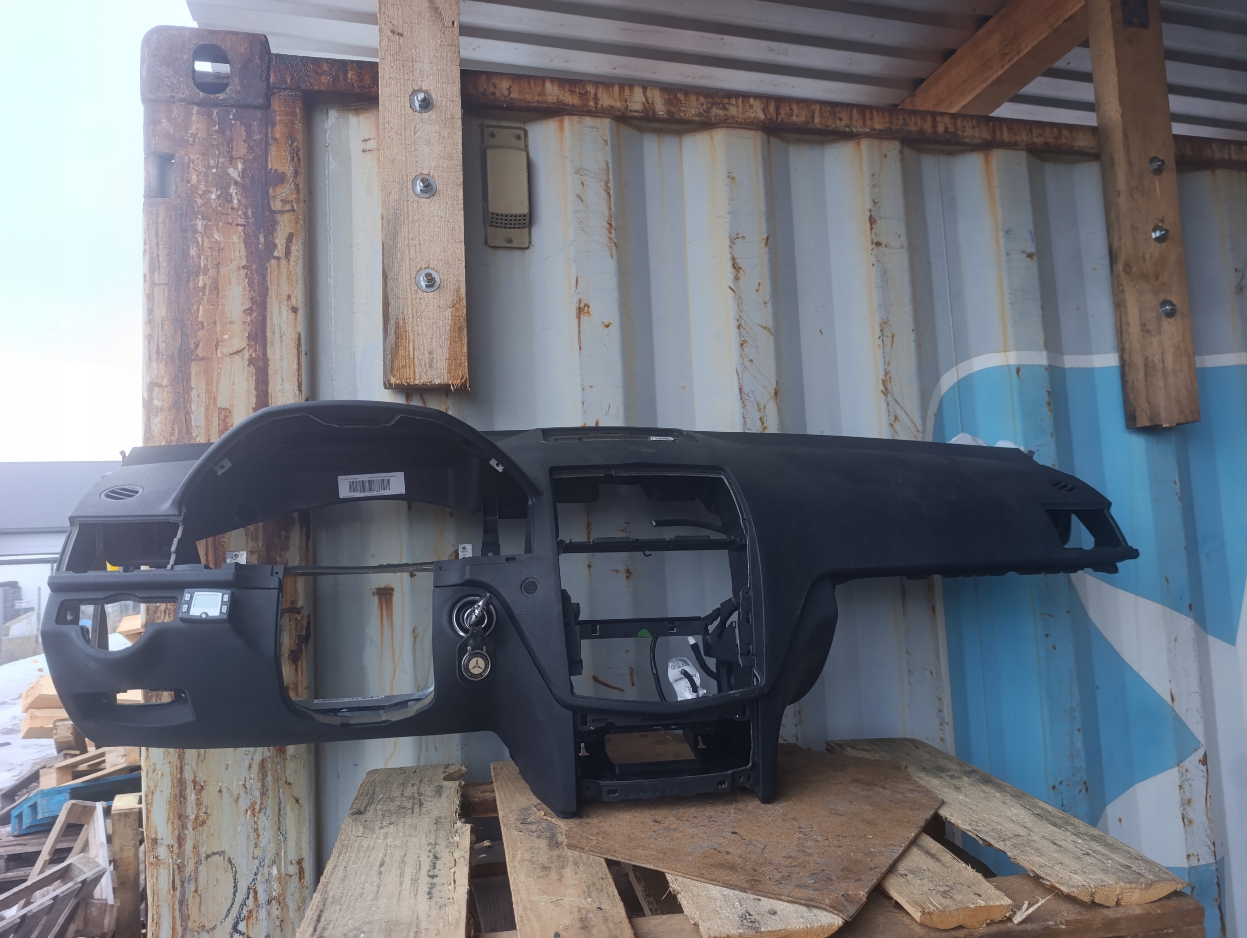 dashboard instrument panel console cockpit MERCEDES C KLASA W204 07- EUROPA