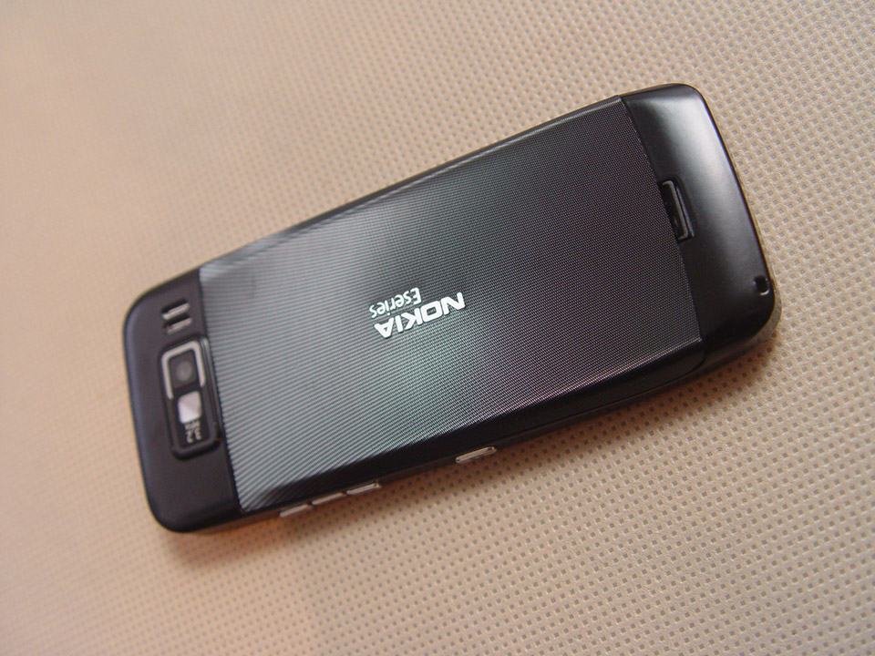 Nokia E52 nowa, czarna, kompletny zestaw Kolor czarny