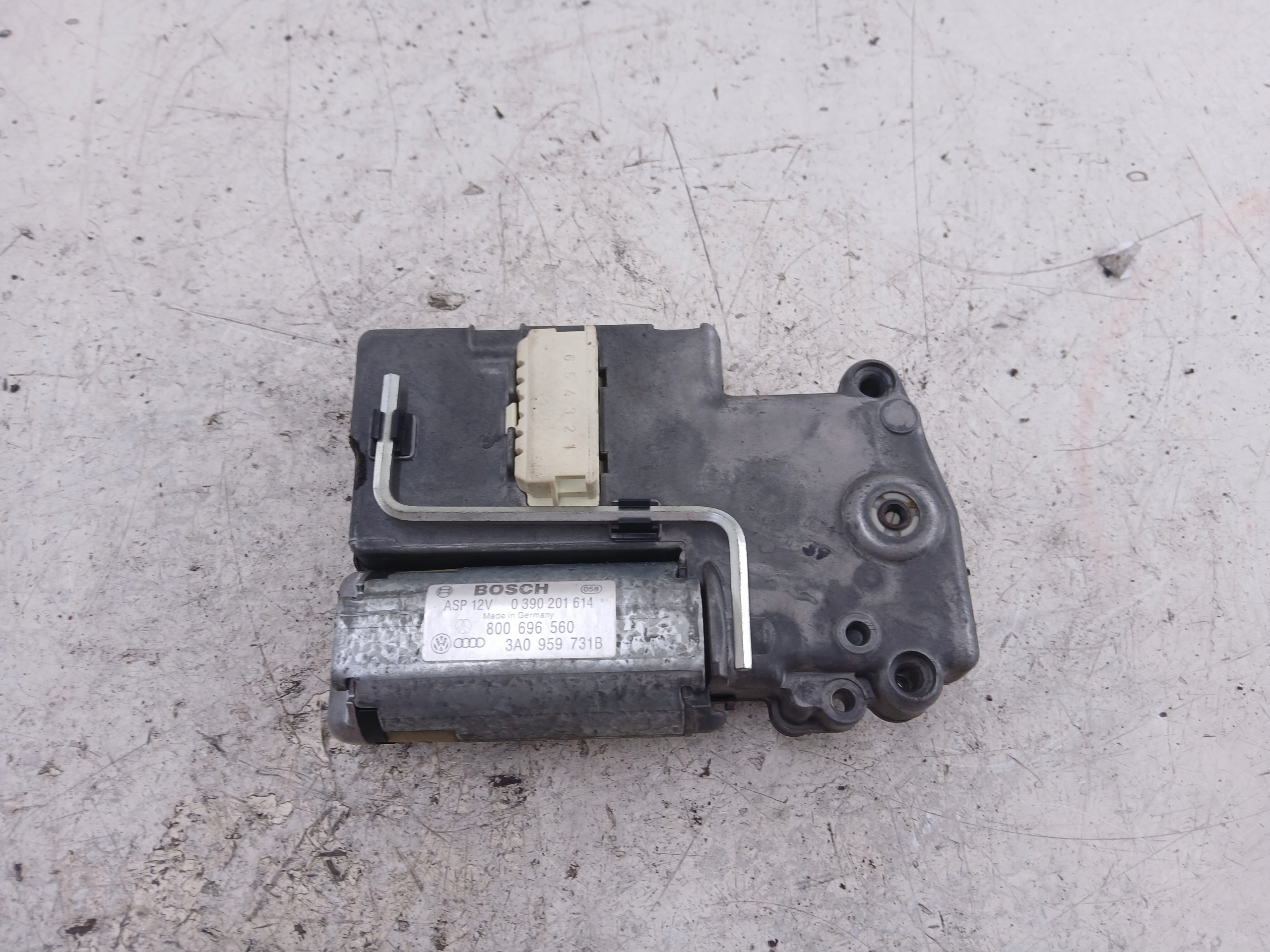VW GOLF III VENTO Motor Schiebedach 3A0959731B