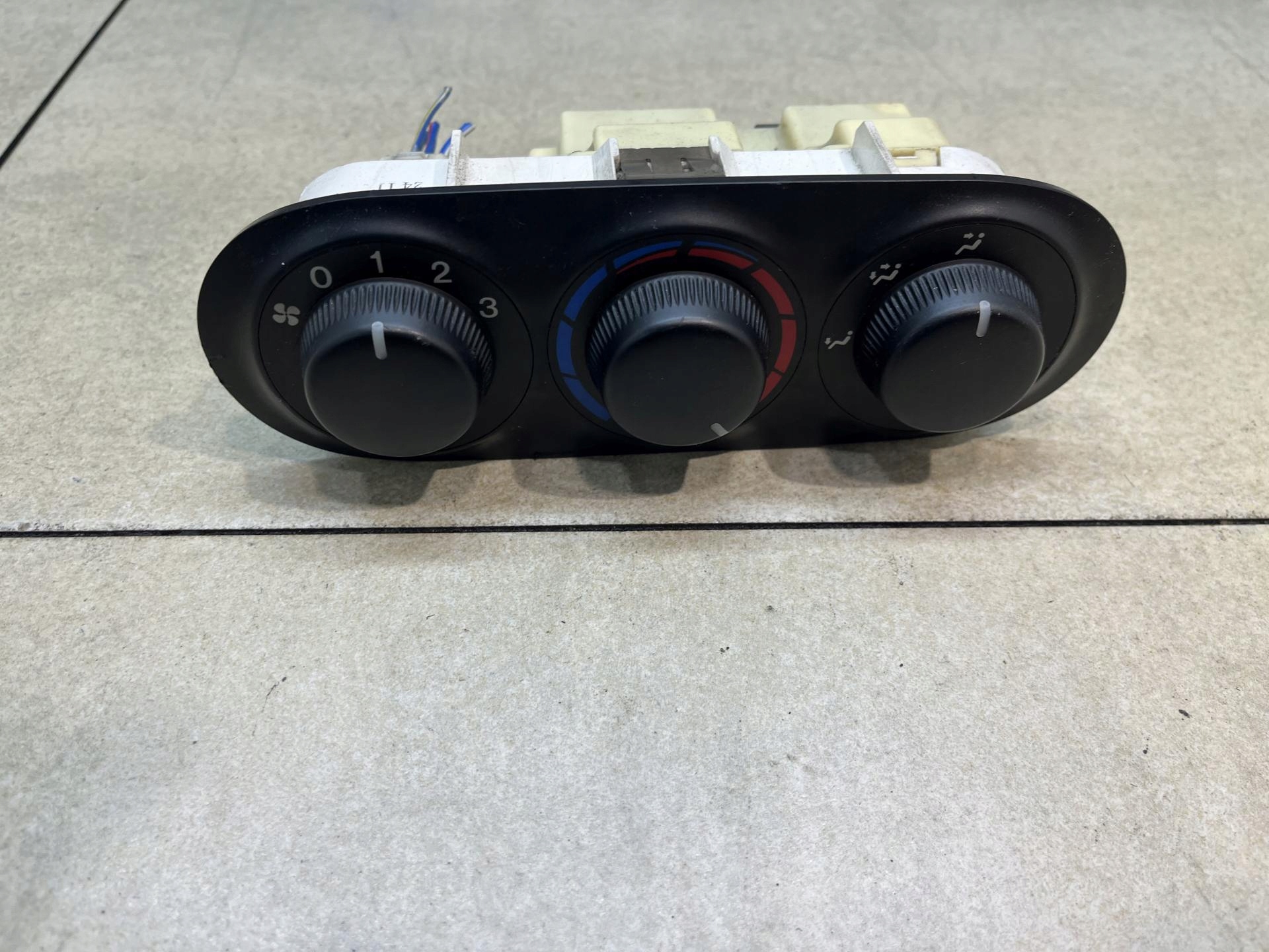 Unite commande clima MAZDA MPV 2.0 D