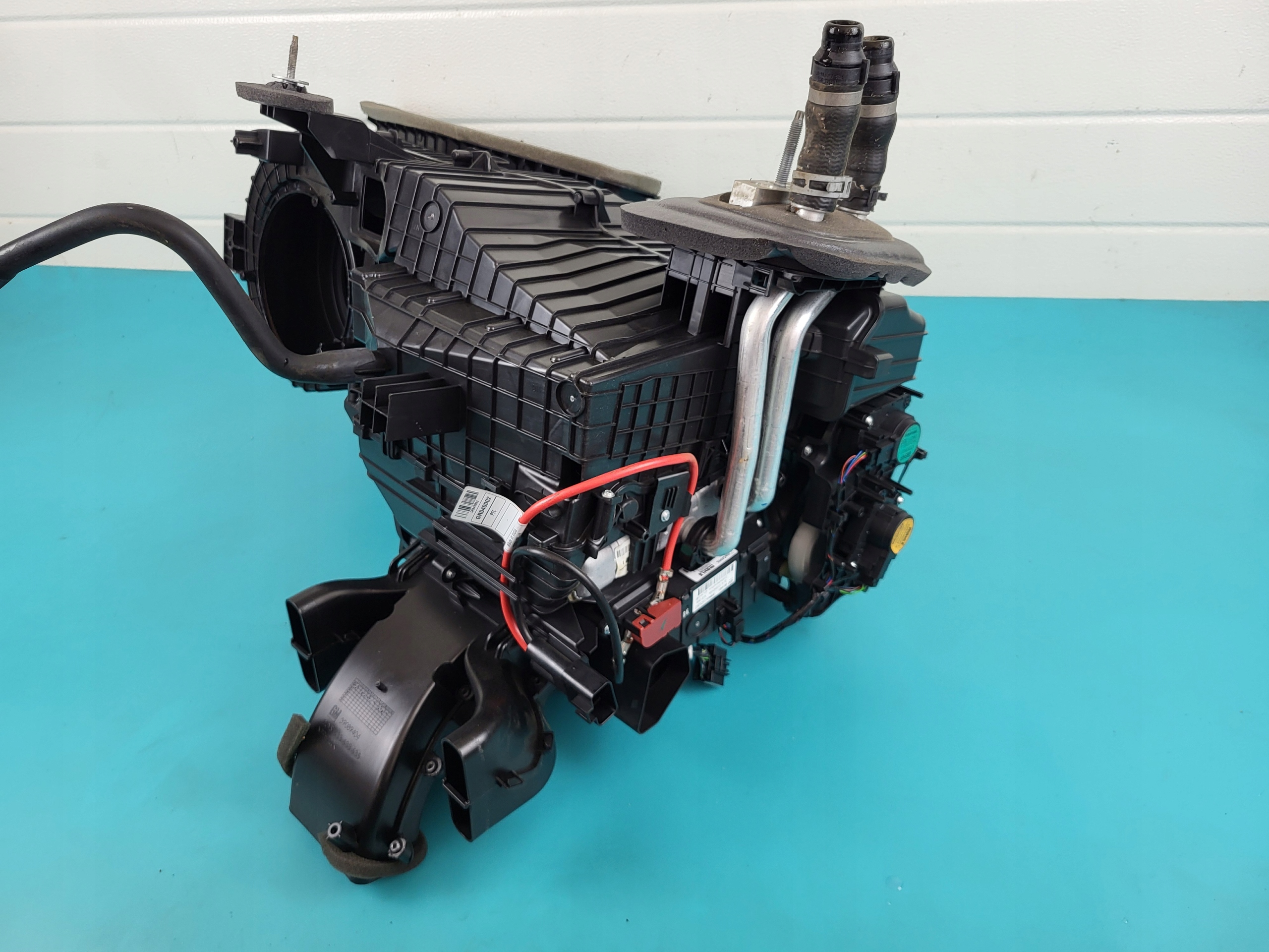 opel INSIGNIA B 17r 2.0 радиатор отопителя европа 39126938