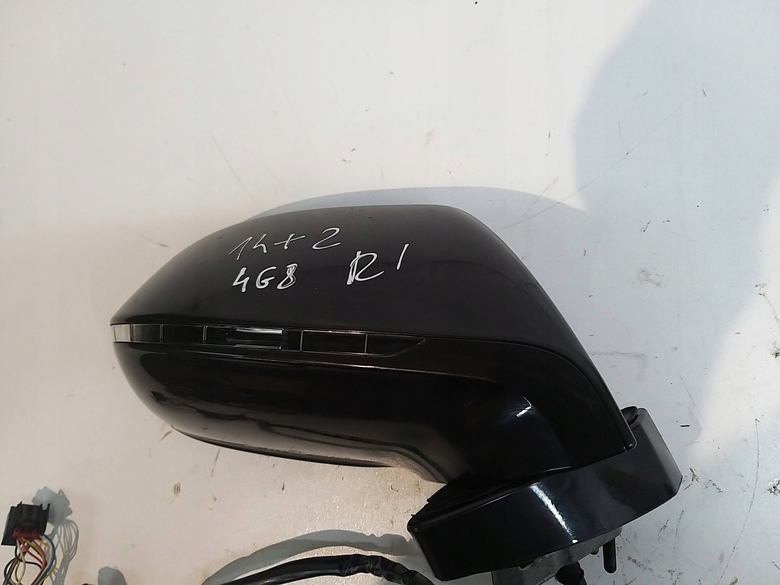AUDI A7 C7 4G8 mirror right 14+2 PIN