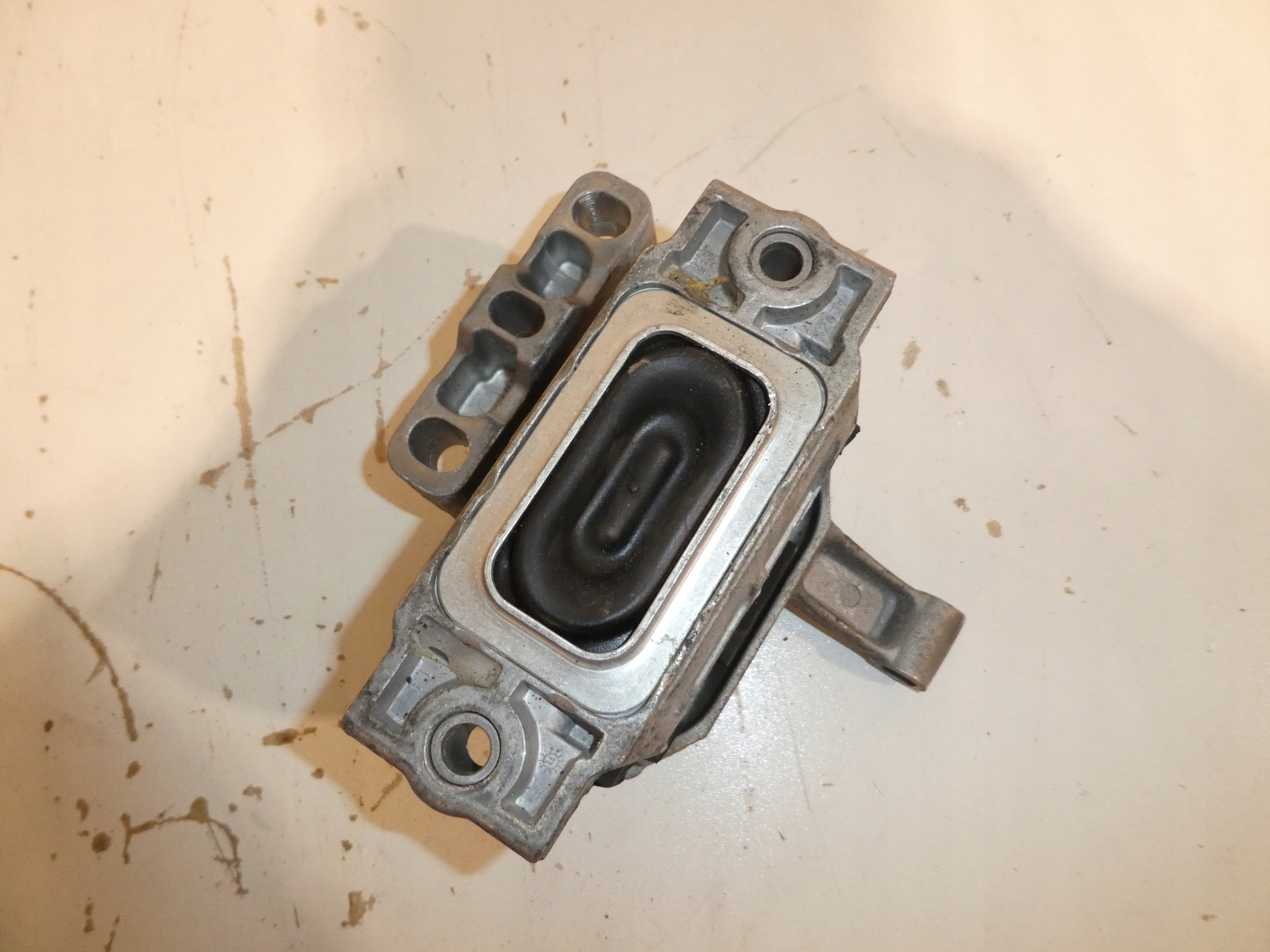 VW AUDI SKODA engine mount 5N0199262