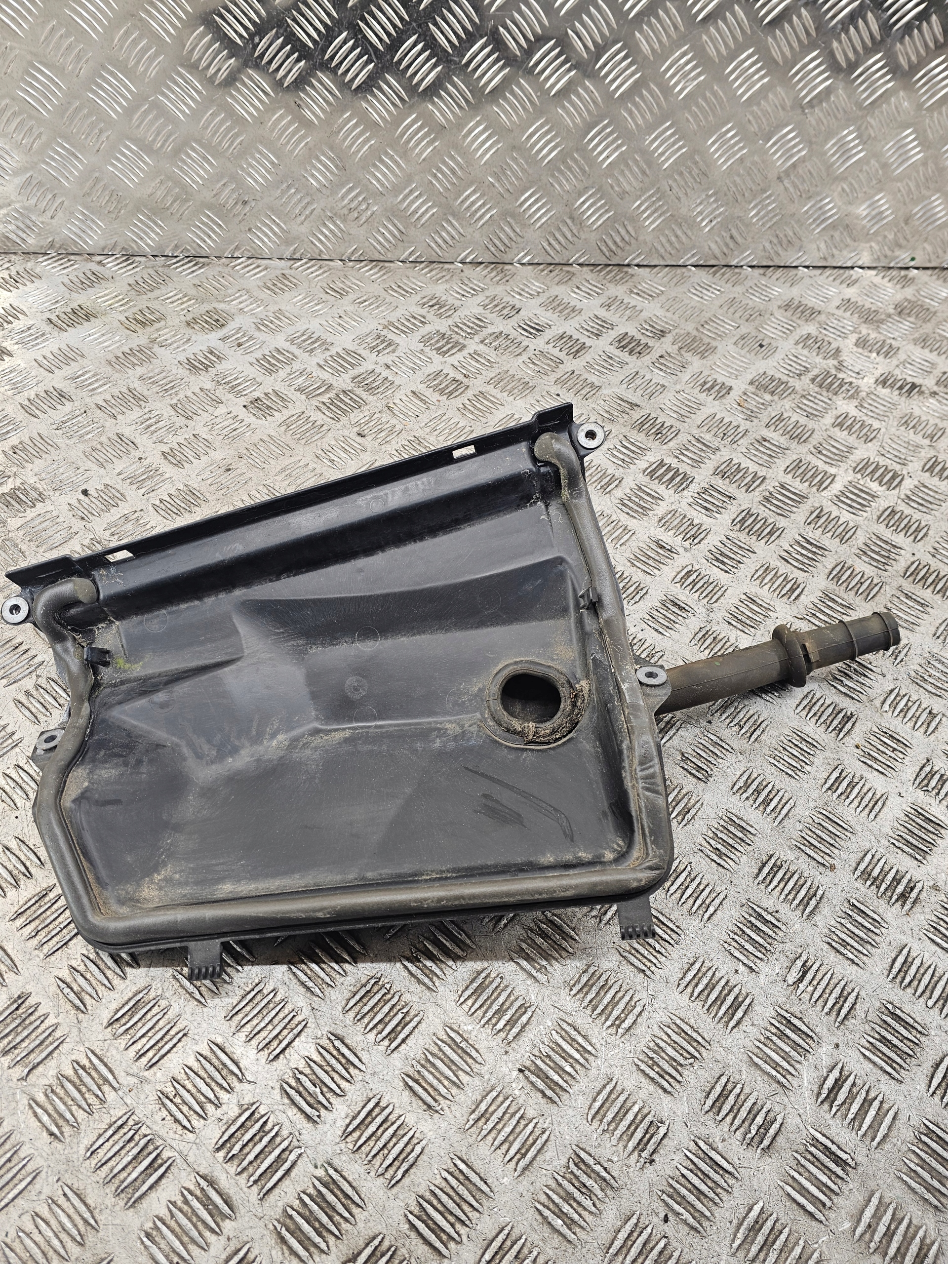 torpedo right SPLYW RENAULT TRAFIC 668405244R