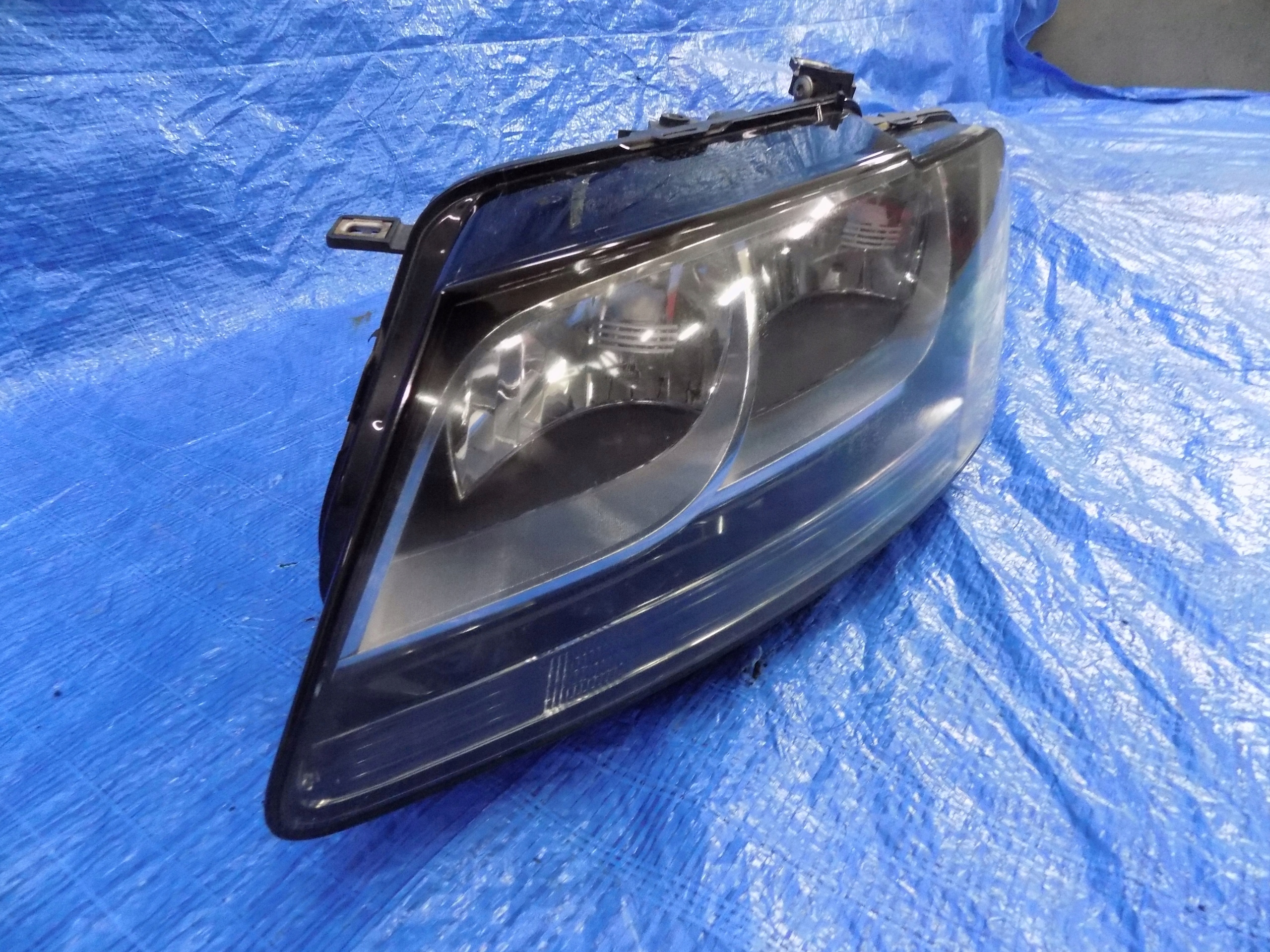 light left front left front AUDI Q5 8R 2,0TDI