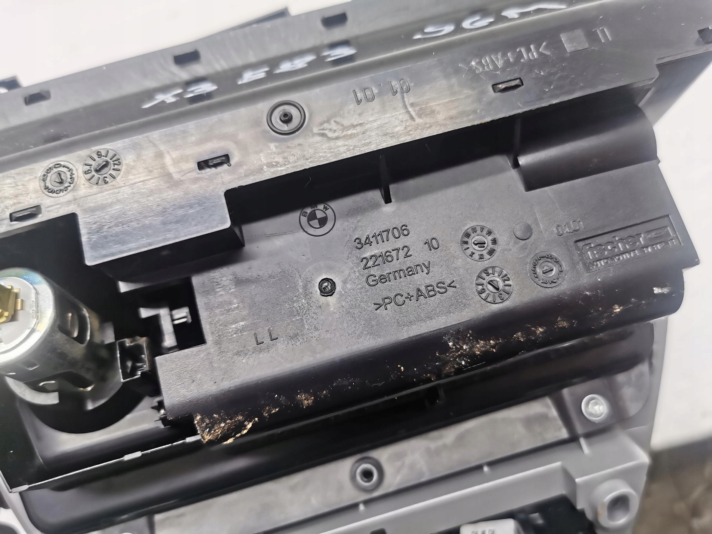 DEKOR Blende Abdeckung TUNELU BMW X3 E83 LCI 3411706 06-10