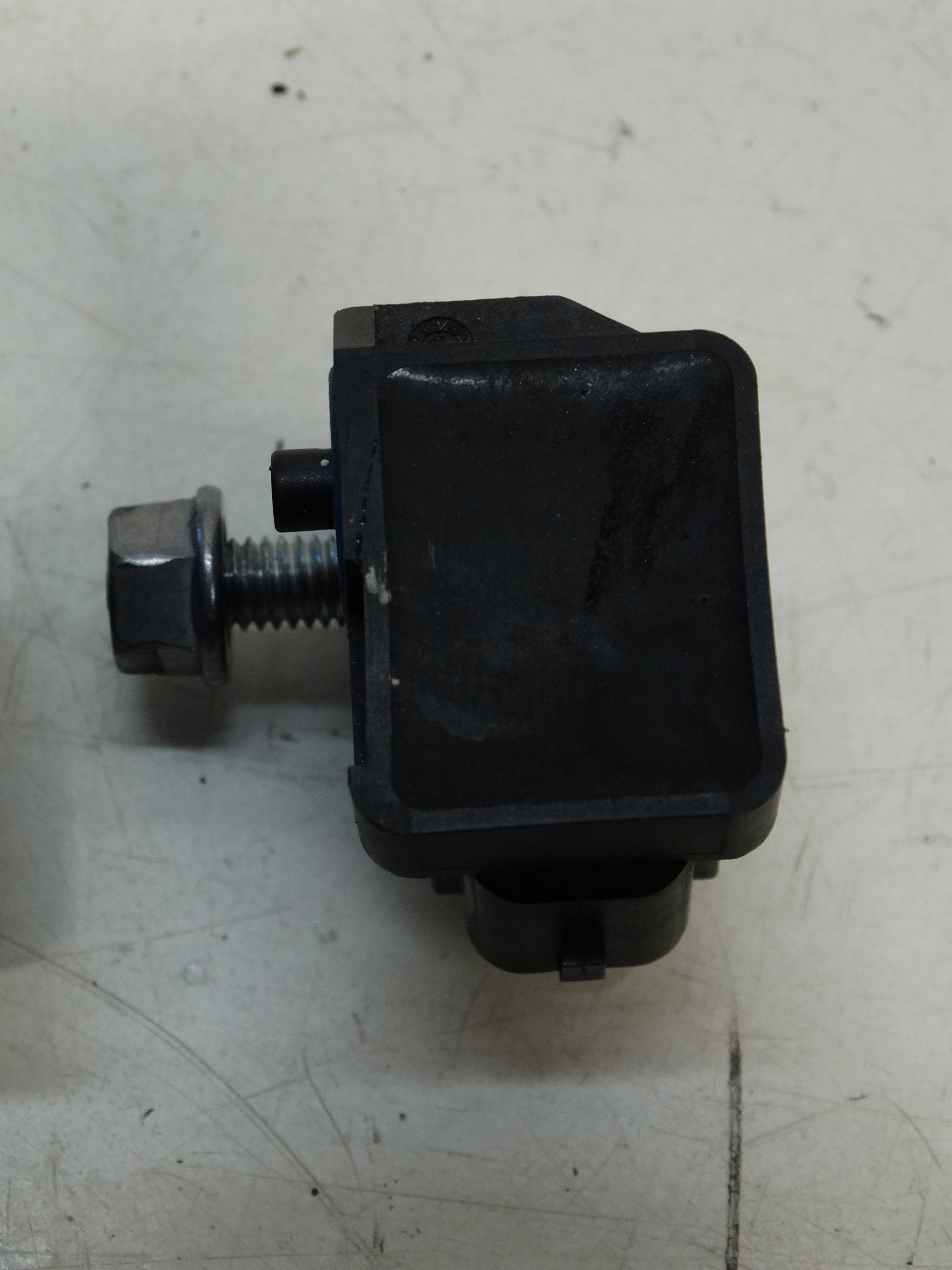 impact sensor RENAULT LAGUNA III 477030003