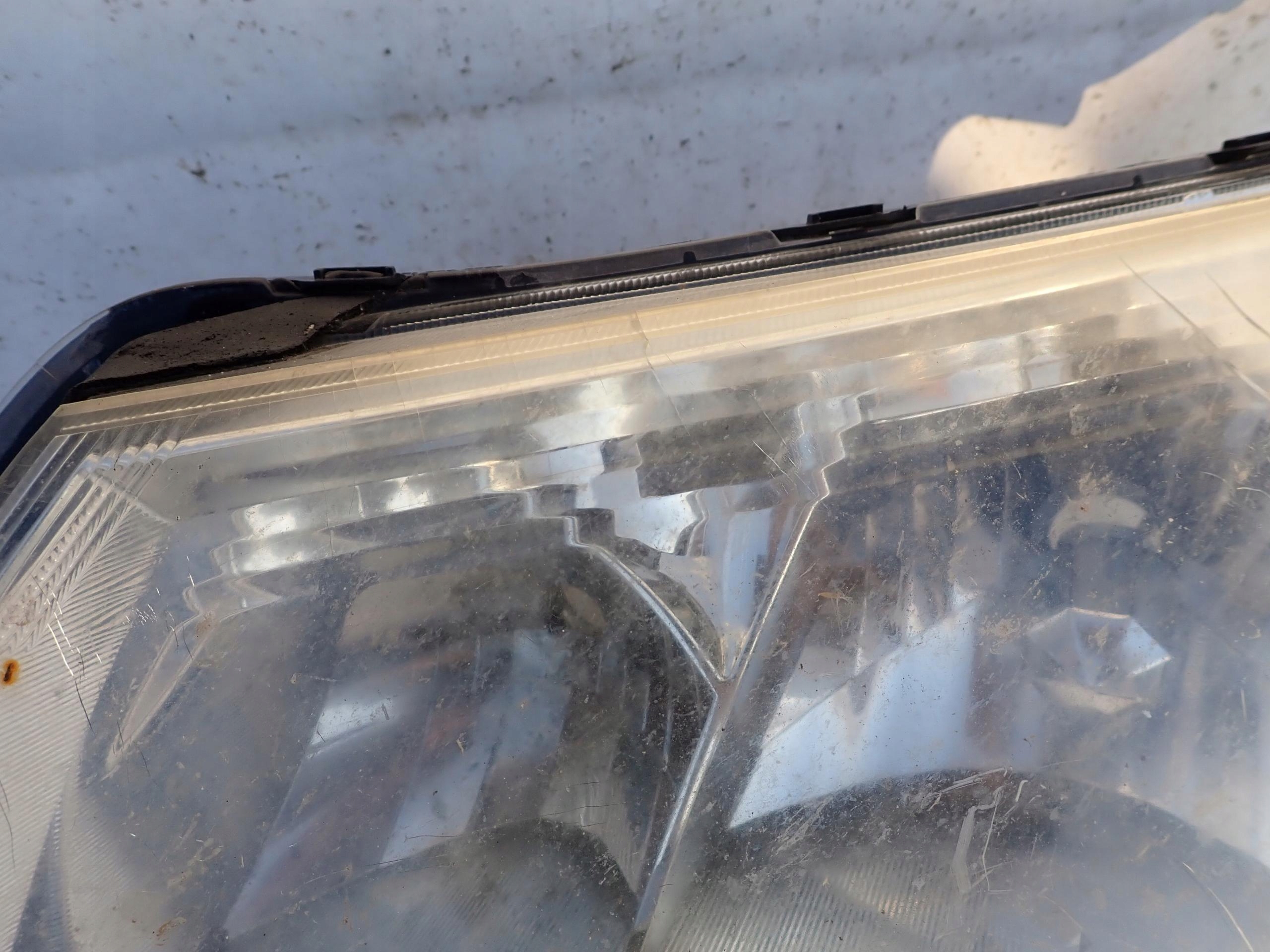 SUBARU FORESTER III 08- light left front XENON