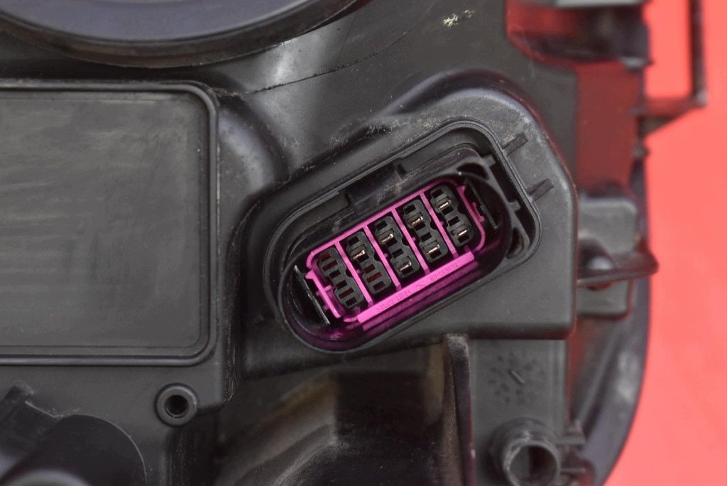 REFLEKTOR left light front EU 5J1941015 SKODA FABIA 2 II 5J LIFT 10-14