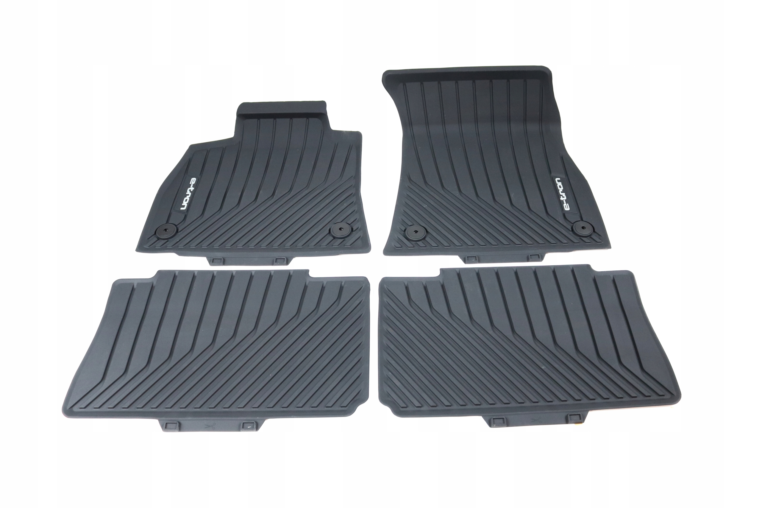 Килимки Audi OE gumowekl061501041 2 el.