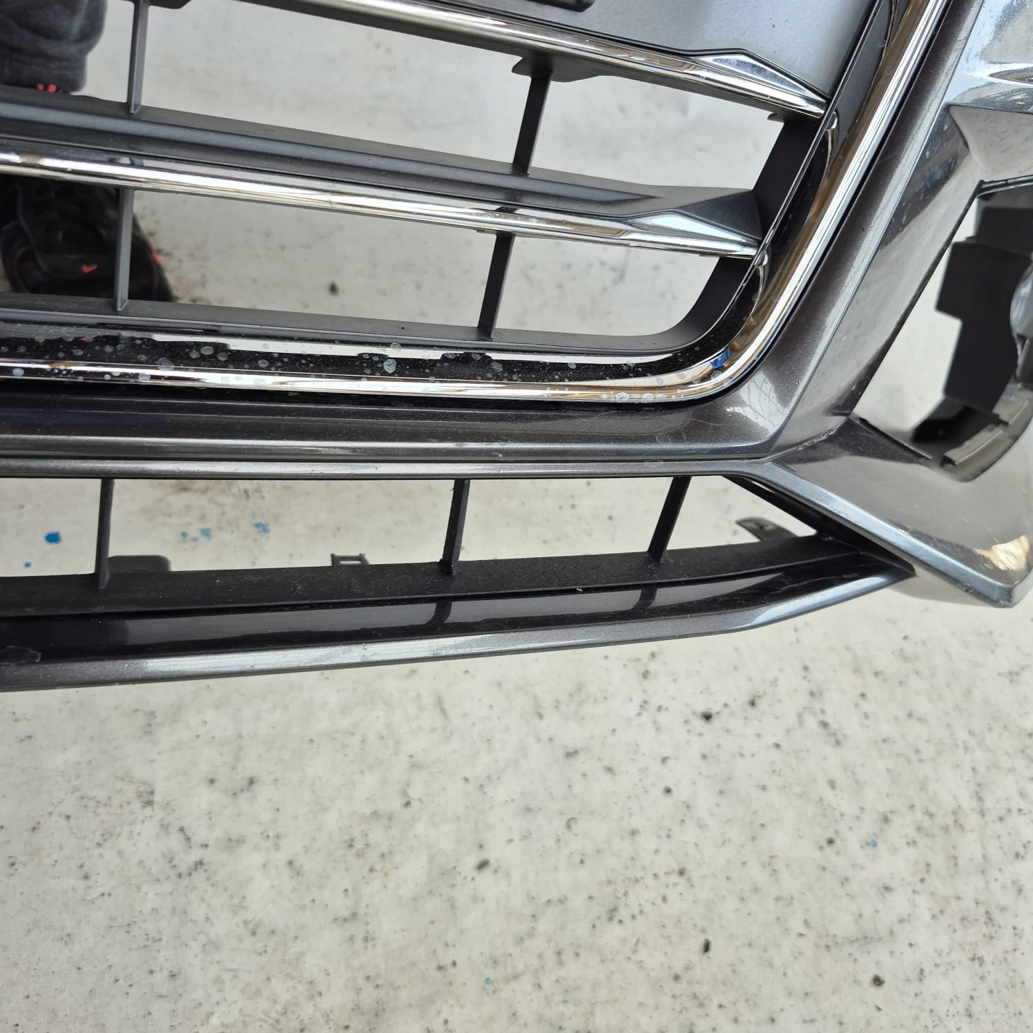 AUDI A4 B9 8W0 S-LINE 15-19 bumper front front PDC SPR 8W0807437