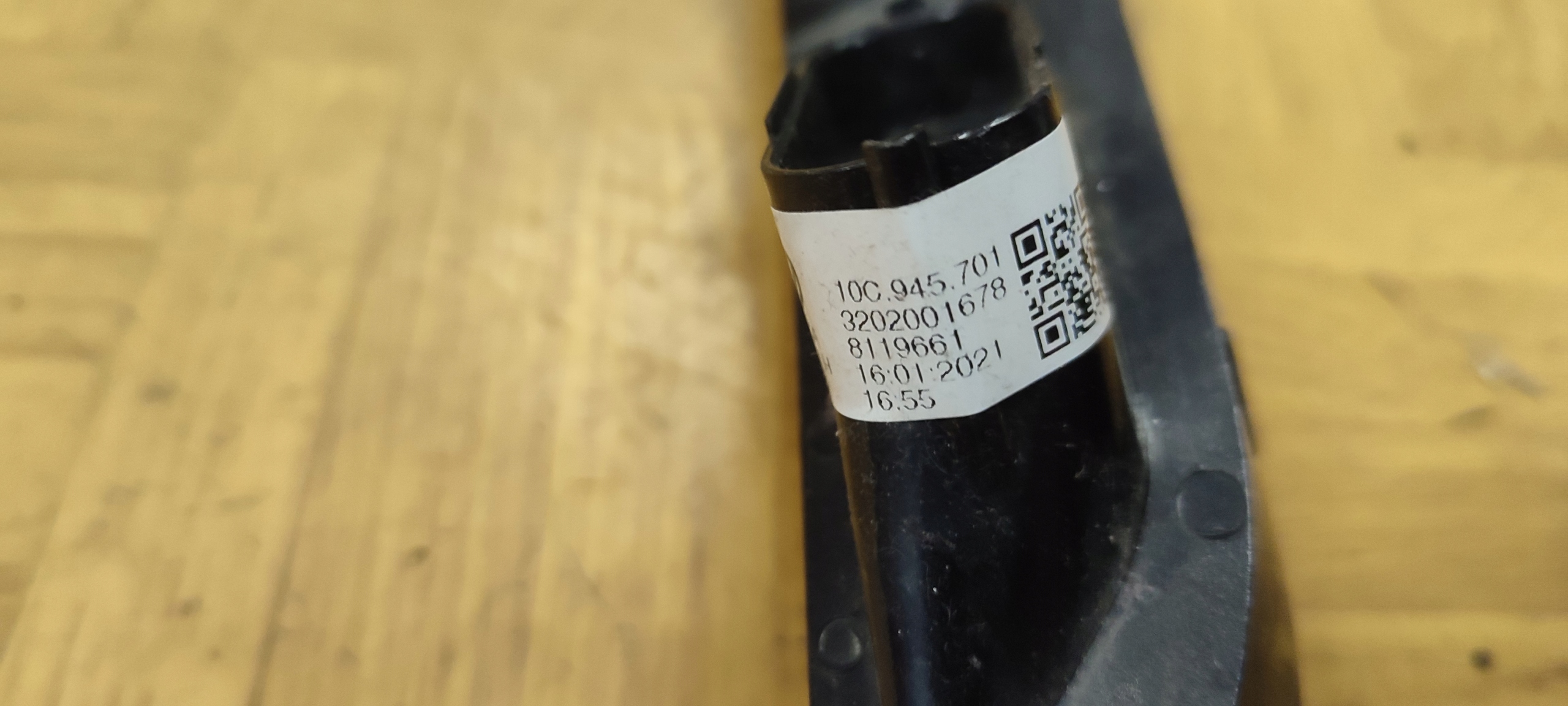 Odblask der Stoßstange hinten links VOLKSWAGEN ID.3 E11 Pro 10C945701