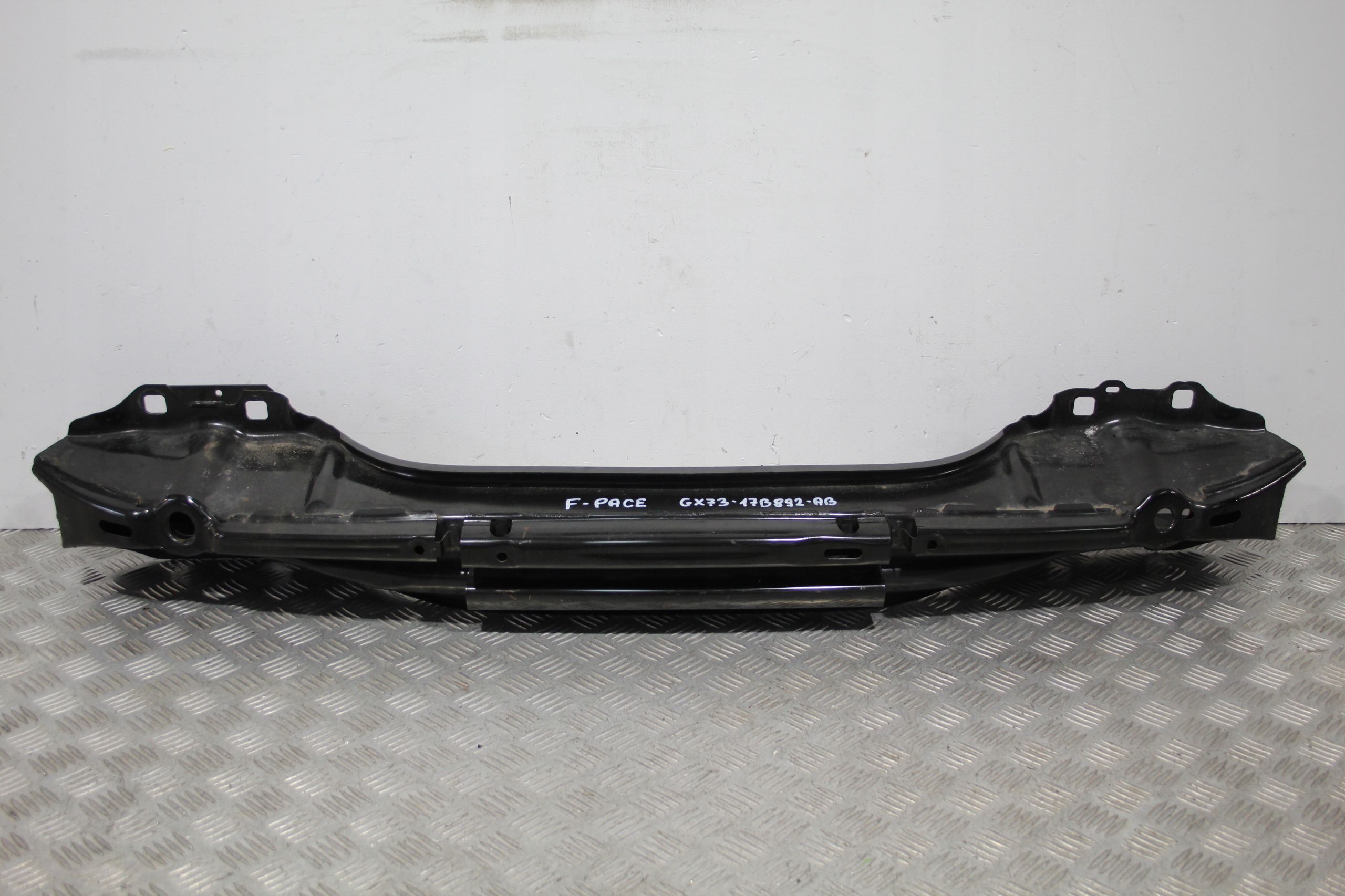 sider below bumper rear part JAGUAR F-PACE X761