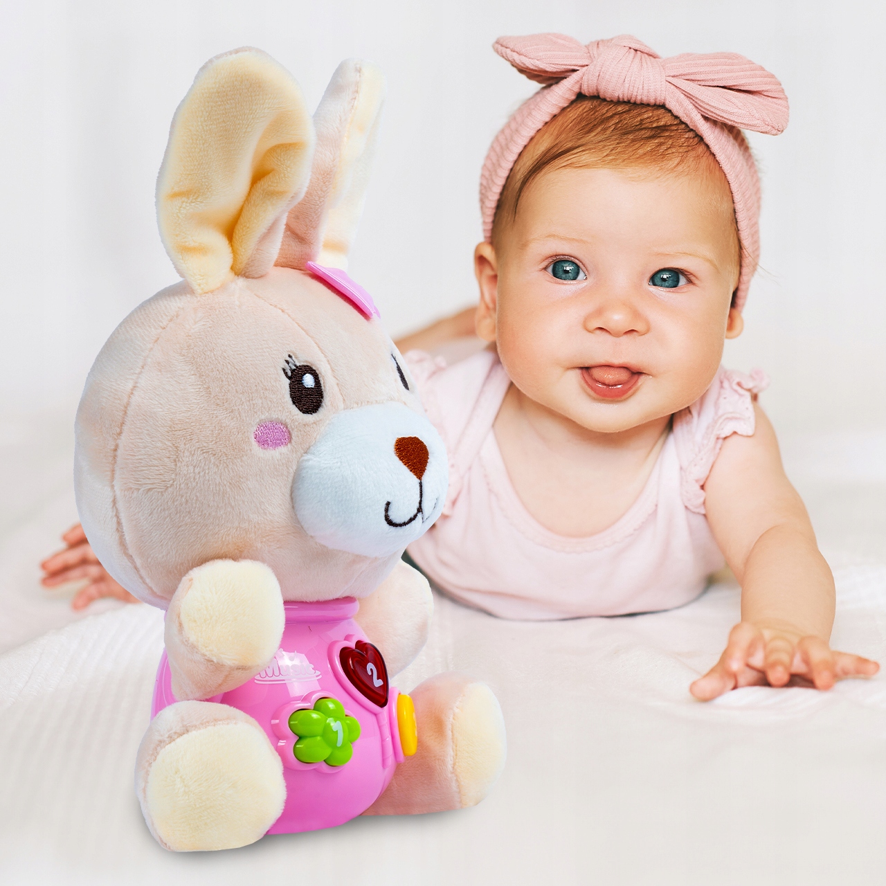 ZAJĄCZEK KRÓLICZEK PLUSZOWY INTERAKTYWNY na baterie dla dzieci PLUSZAK Język angielski