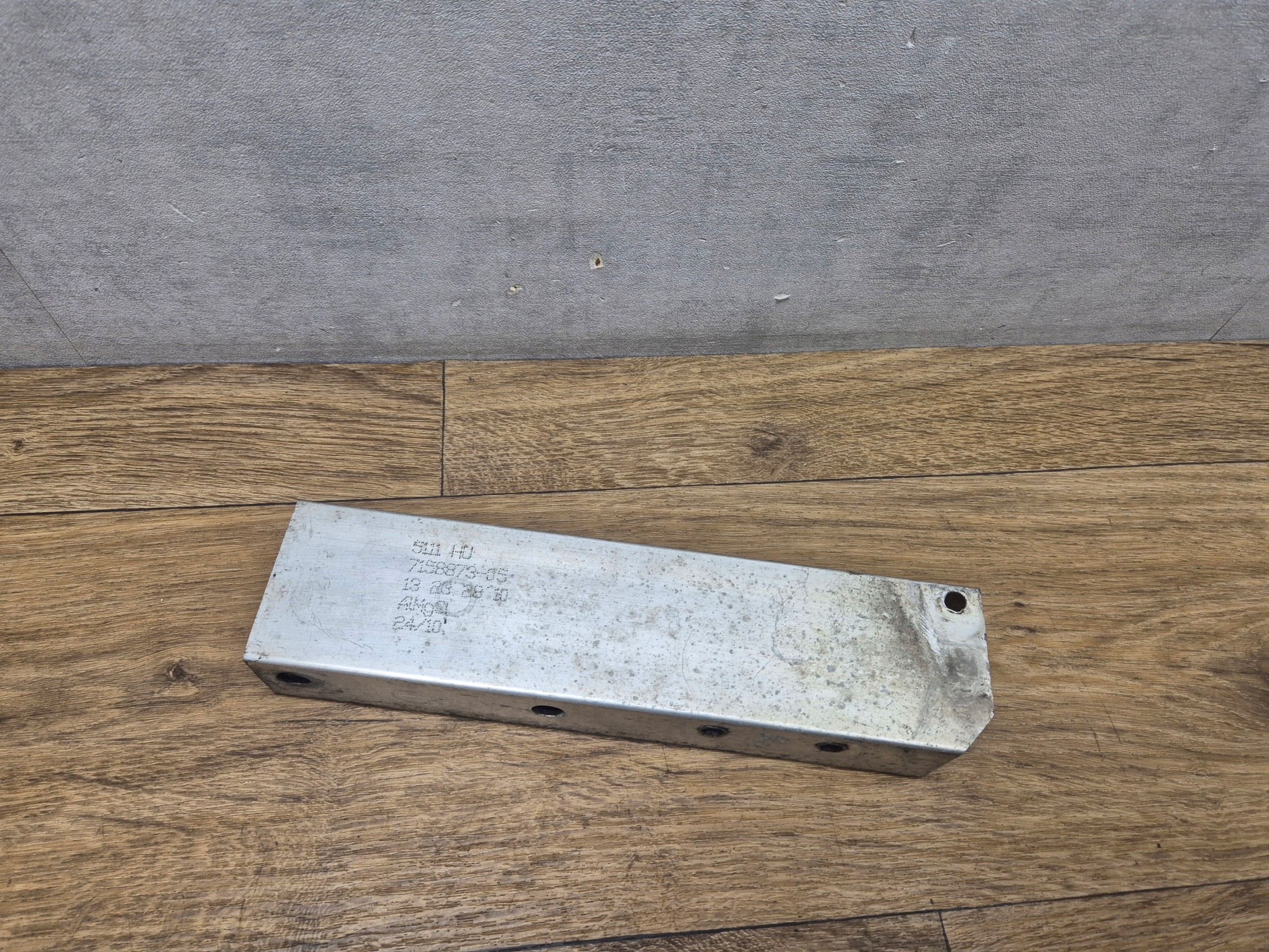 BMW 5 F10 F11 F07 beam tip left front tip wall support 7158873
