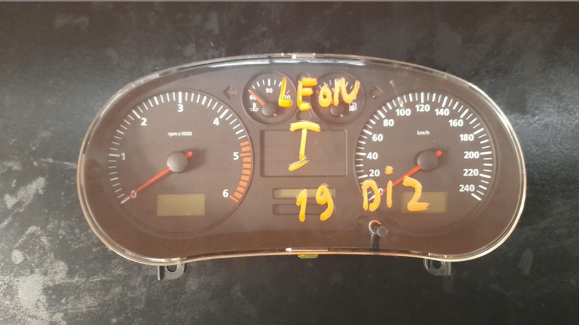 спидометр часы^^ seat Leon I 1 1M0919272