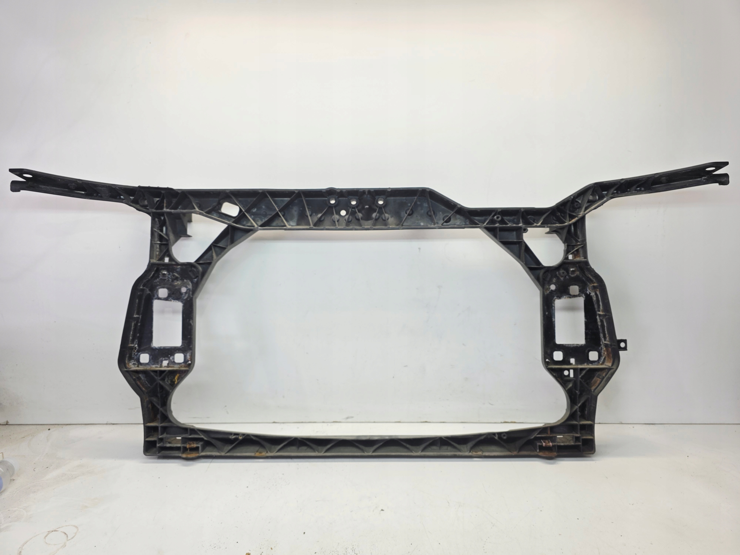 support panel for radiators pillar iron AUDI A4 B8 A5 8T 8K0805594J