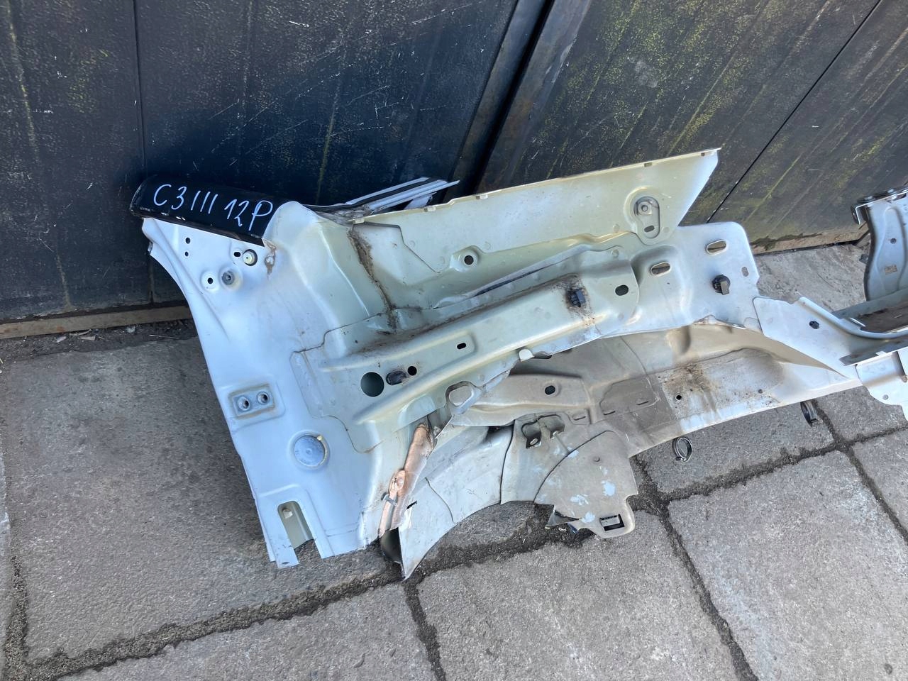 quarter quarter right front CITROEN C3 III EWP EWPB