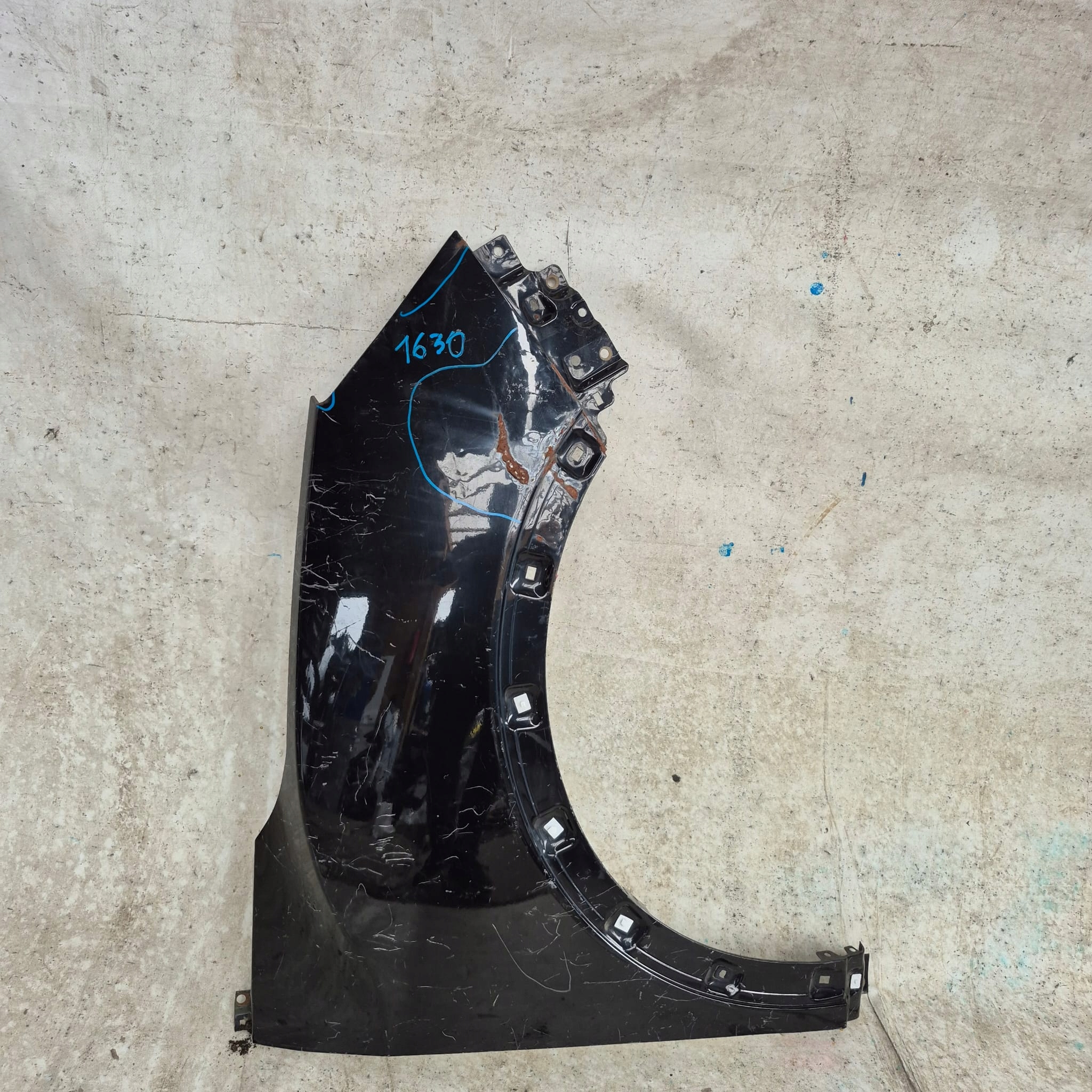 SSANGYONG TIVOLI 15- fender front front right