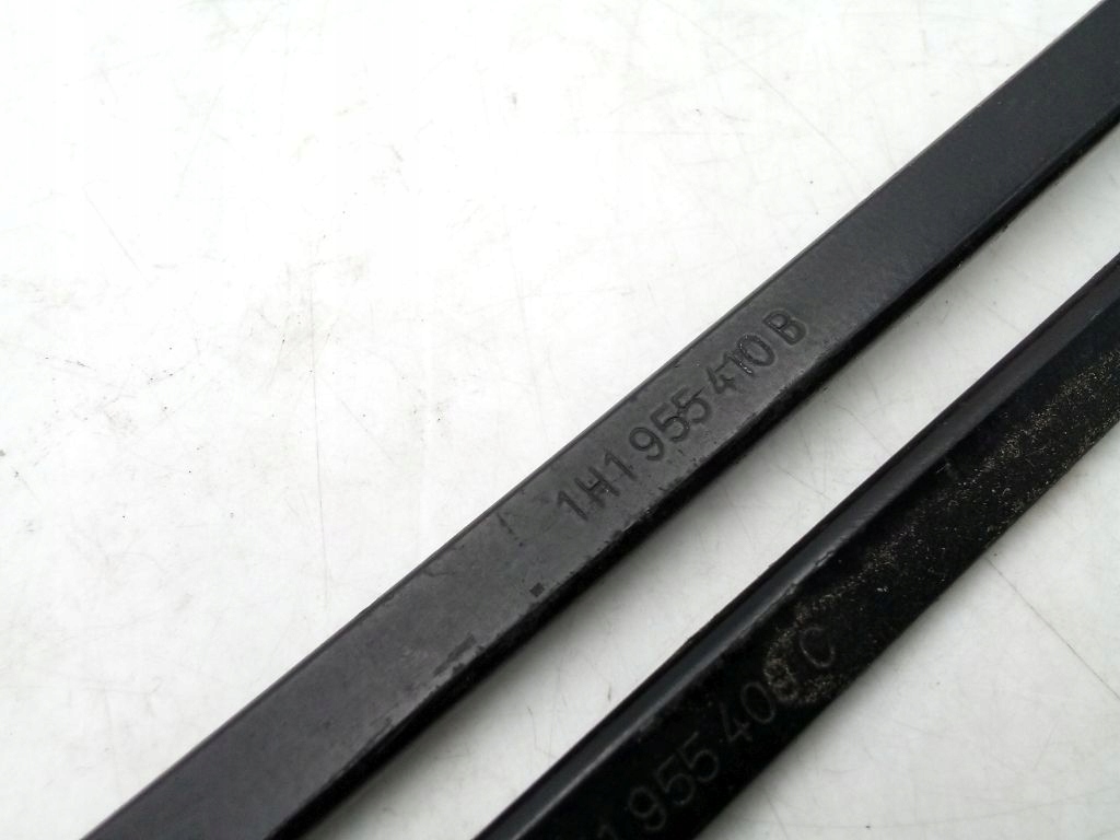 VW Golf IV 4 Cabrio Cabriolet wiper arm left and right