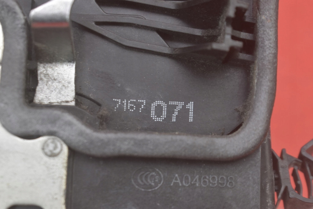 lock door left front front EU 7167071 BMW X5 E70 06-10