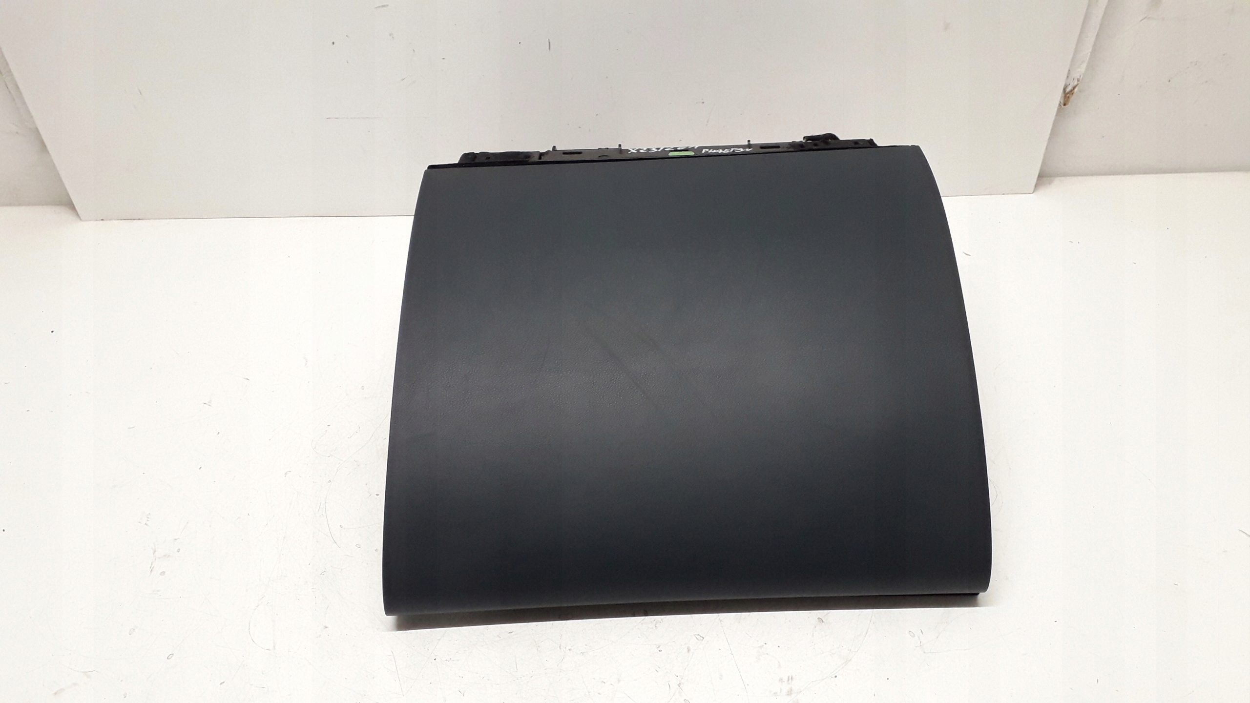 VW PHAETON SCHOWEK PASAŻERA NIEBIESKI PETROL