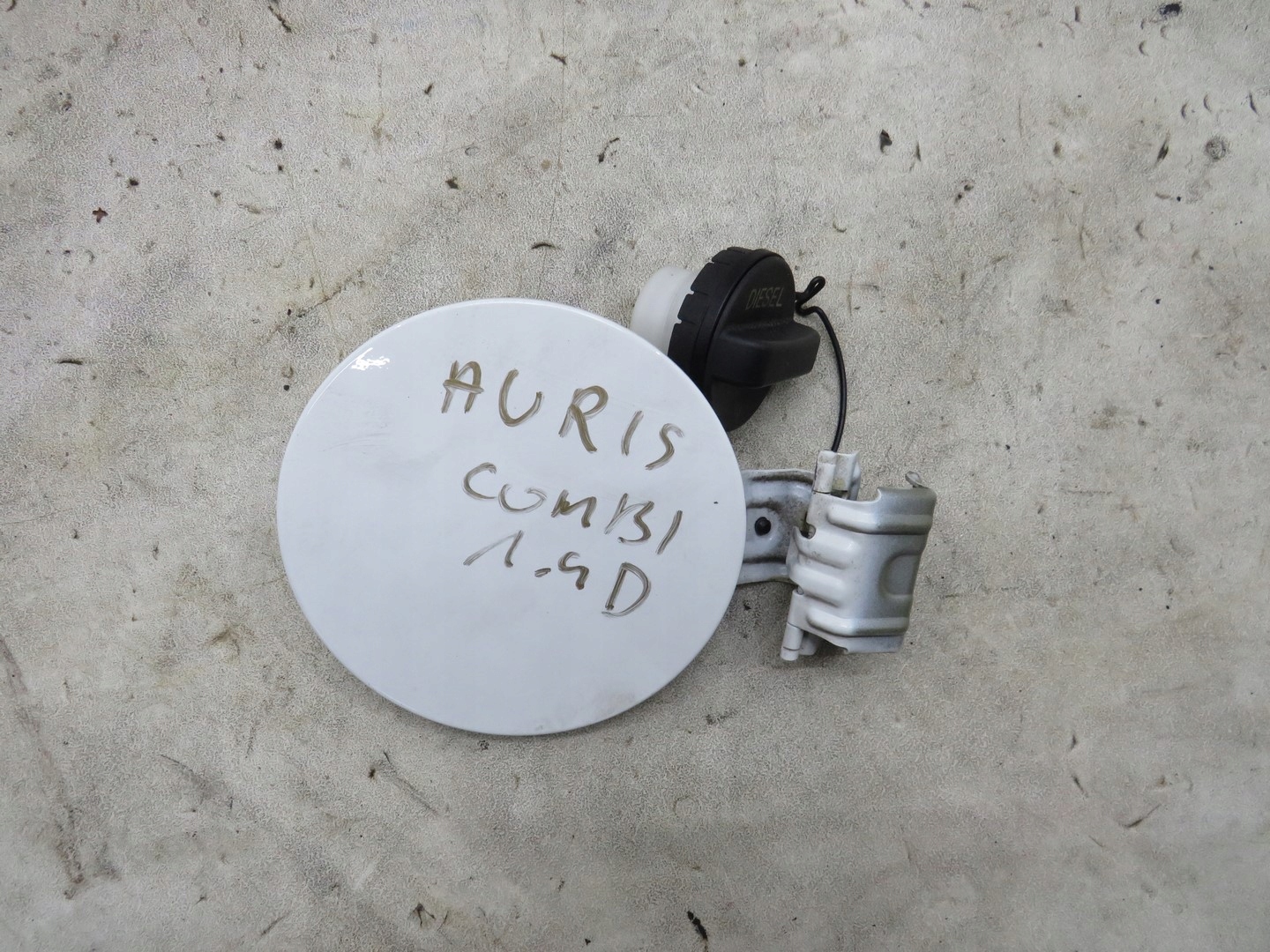 KLAPKA WLEWU PALIWA 040 KOMBI AURIS II