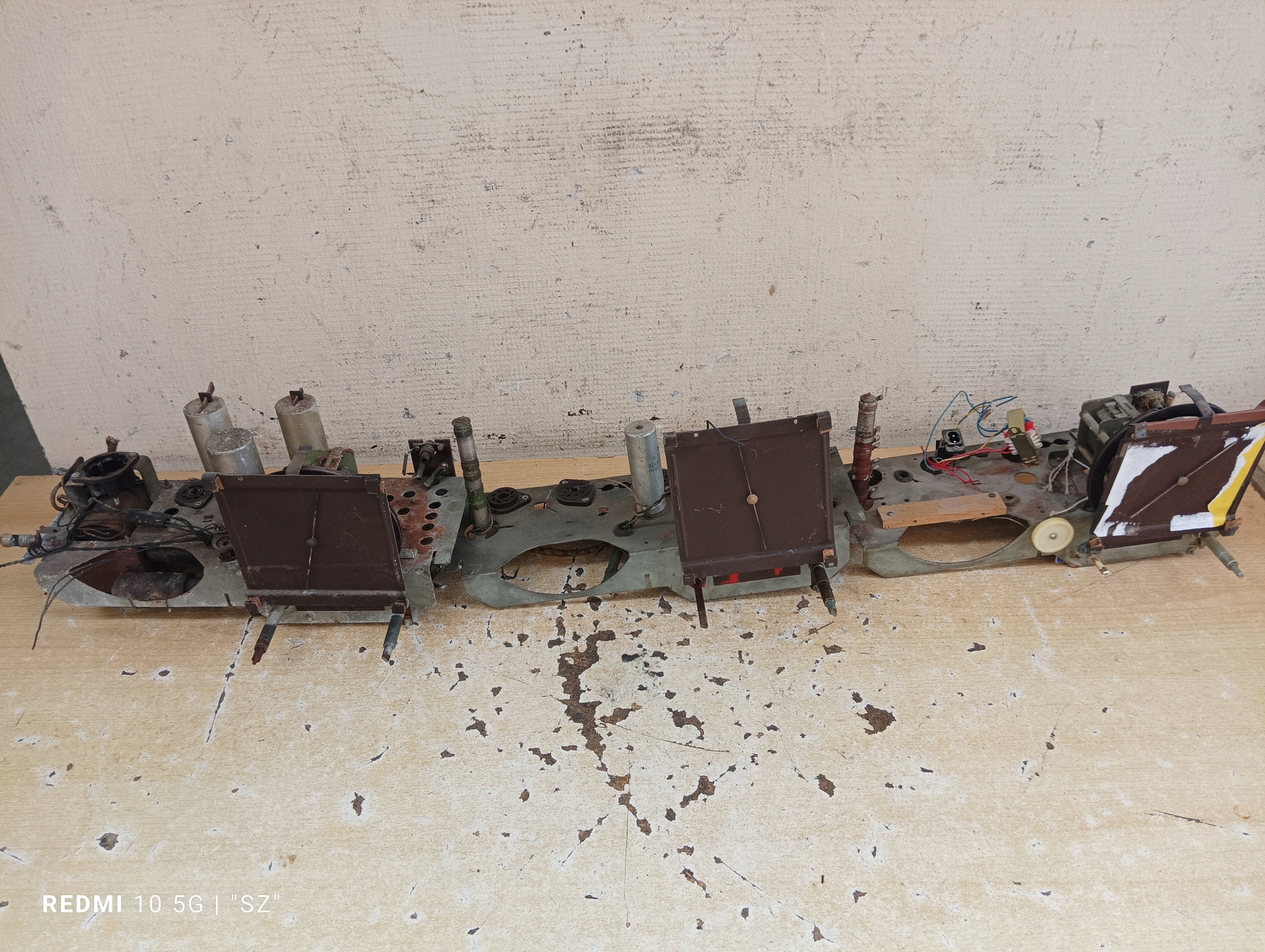 PIONIER U - stare radia lampowe - chassis x 3.