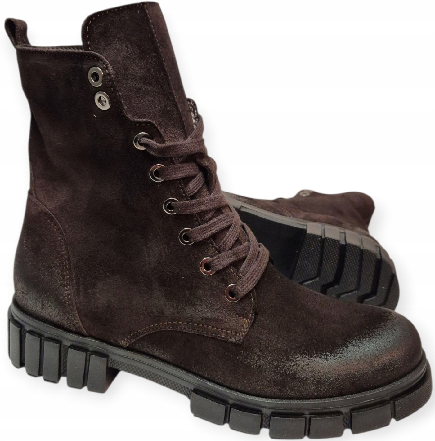 Gamis 8013 Čokoládové traperky se zavazováním a zipem, nubuková kůže, vel. 40