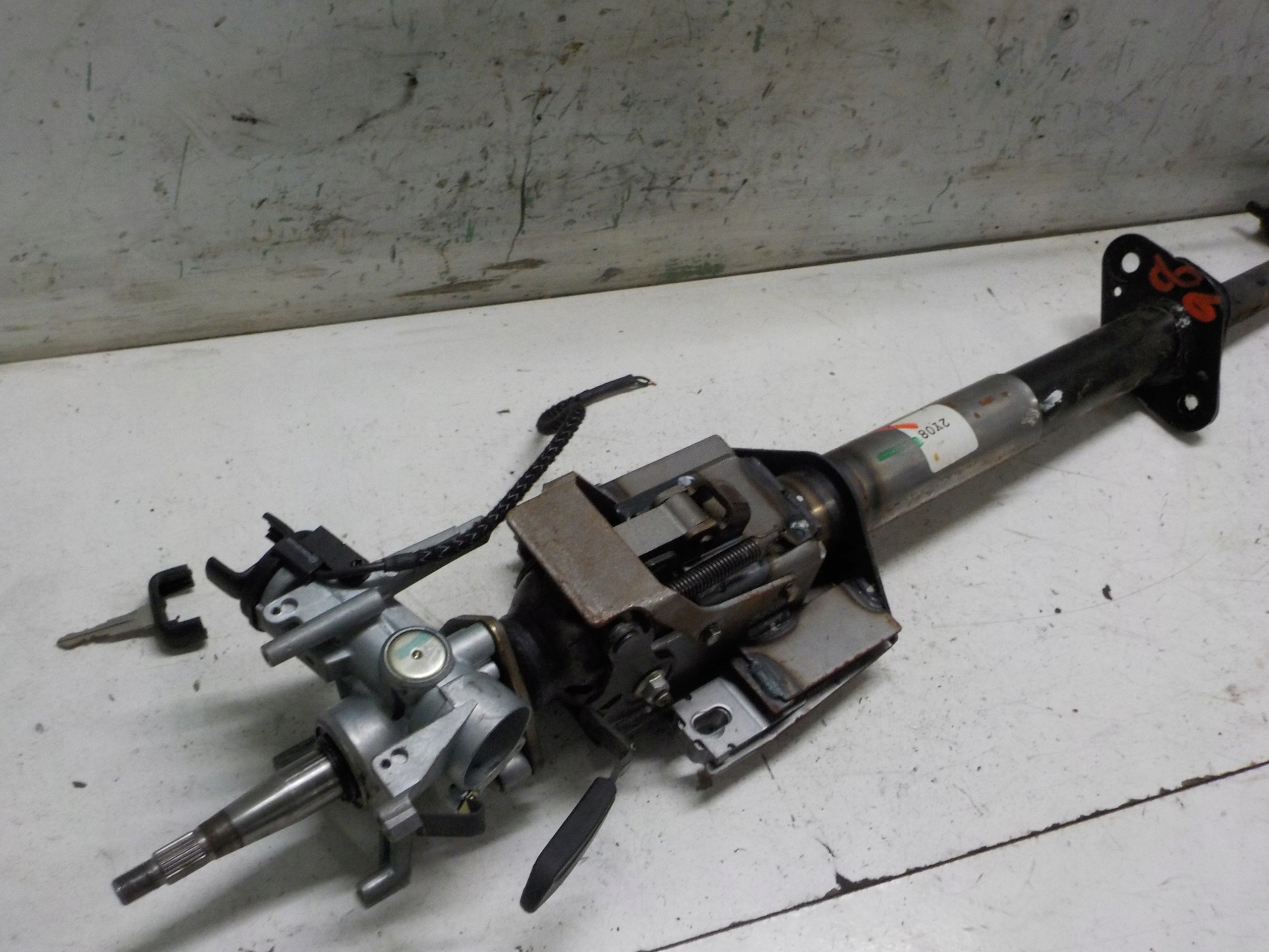 FRONTERA B STACYJKA KLUCZYK