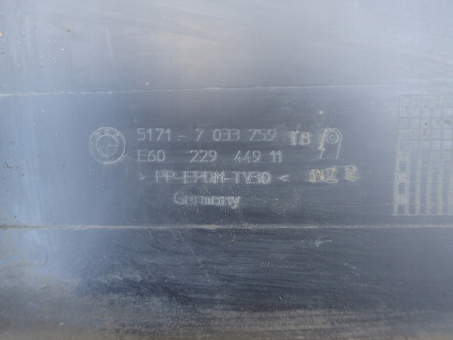 moulding threshold threshold left BMW 5 V E60 E61 03-06R