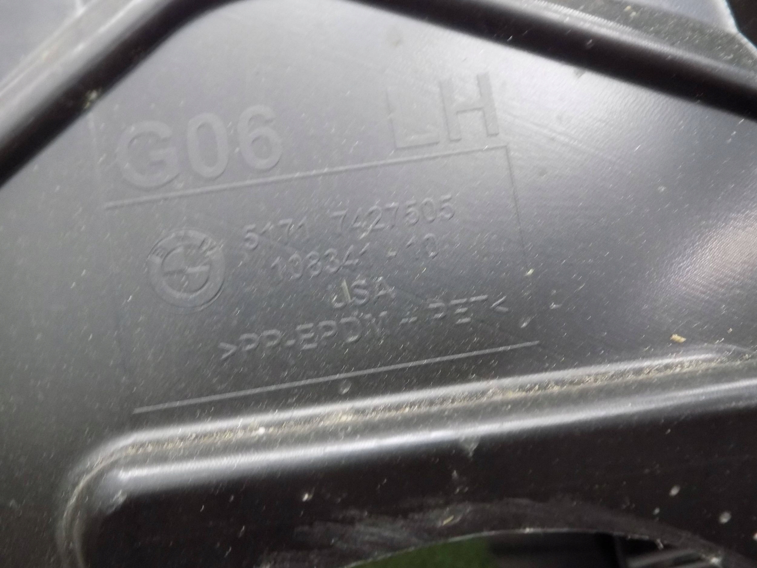 BMW X6 G06 mudguard left m-packet 7427505 7427507