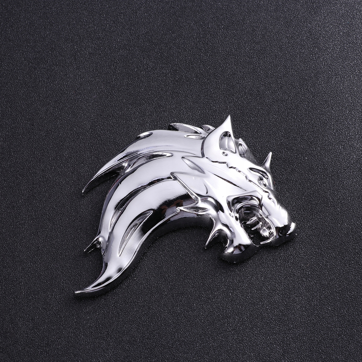 1 para 3D metalowej głowy wilka z tyłu samochodu Producent ABW