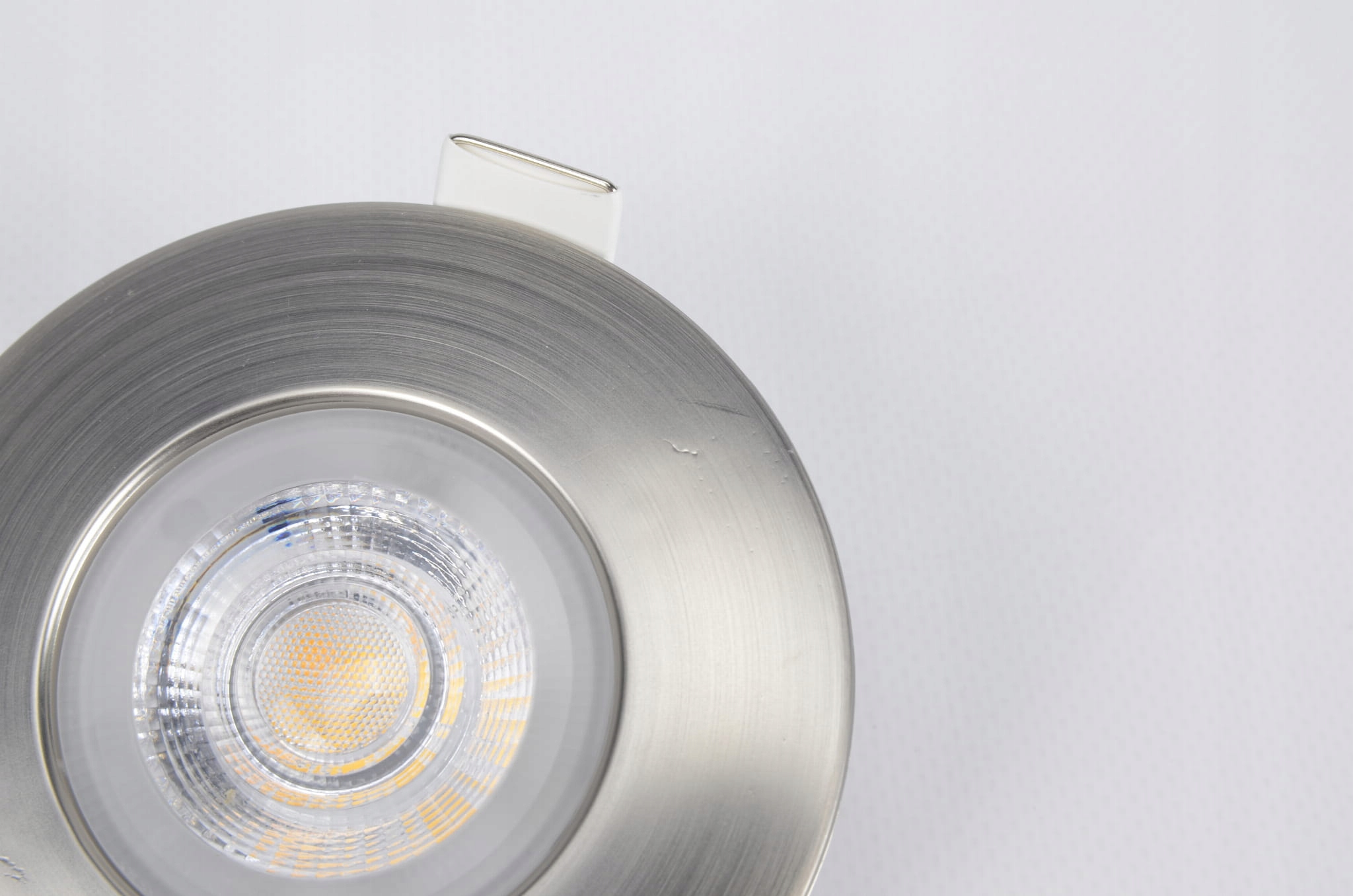 OCZKO POD ŚCIEMNIACZ - LED 5W - DO ŁAZIENKI - IP44 Długość/wysokość 2.4 cm