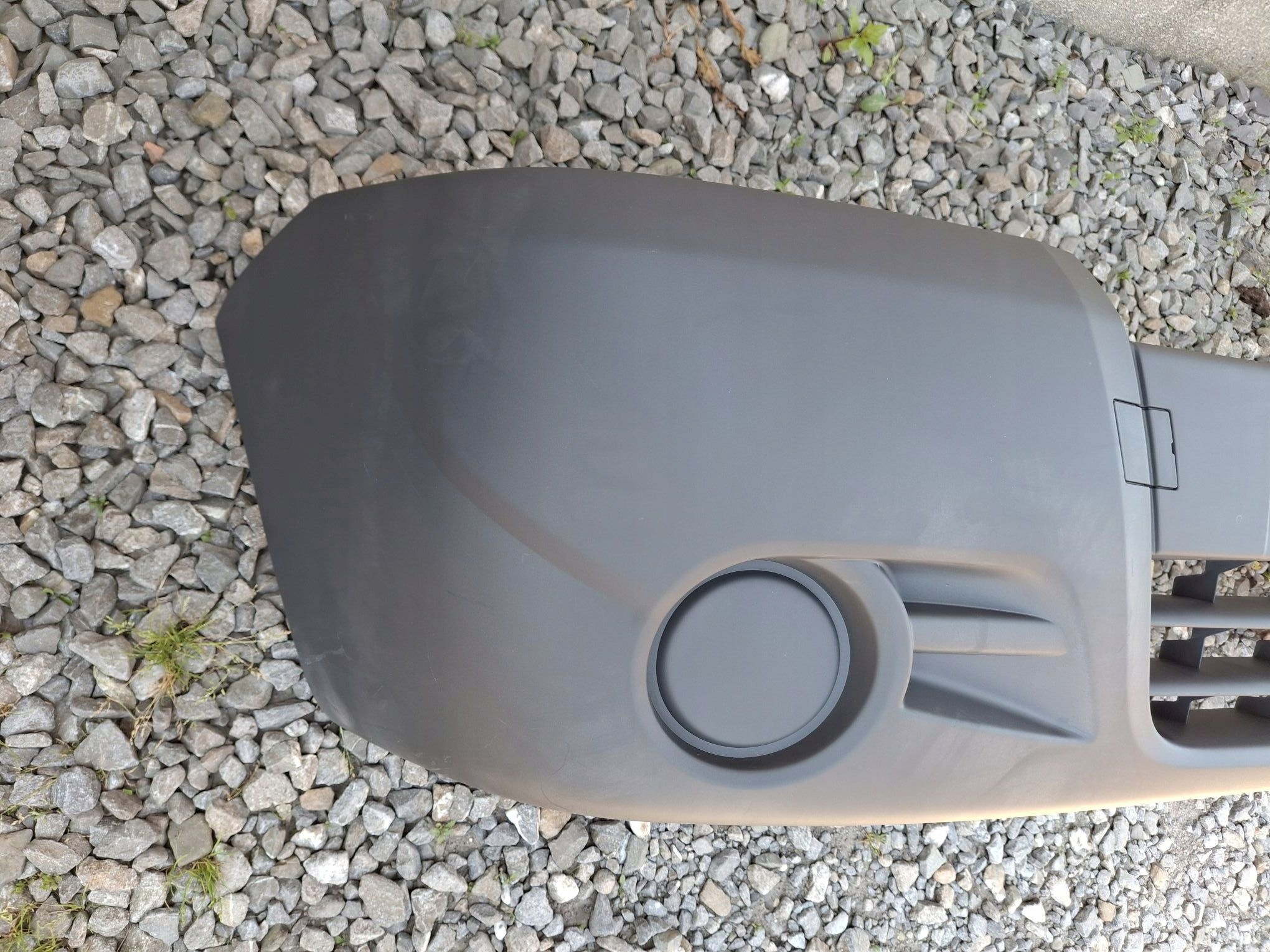 Frontstoßstange OPEL VIVARO A LIFT 2006R->