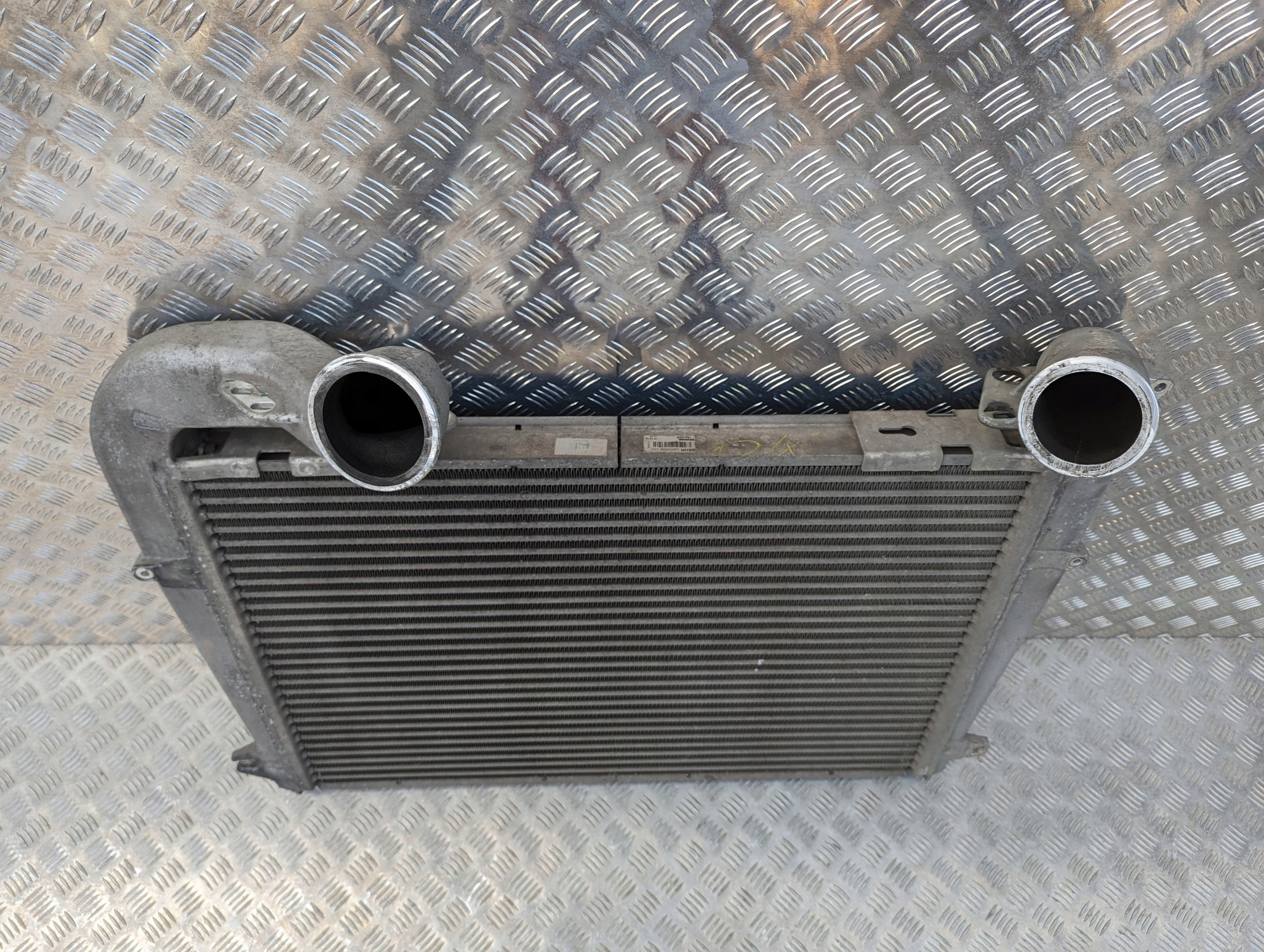 CHŁODNICA INTERCOOLERA INTERCOOLER SCANIA CP HPI Typ samochodu Samochody ciężarowe