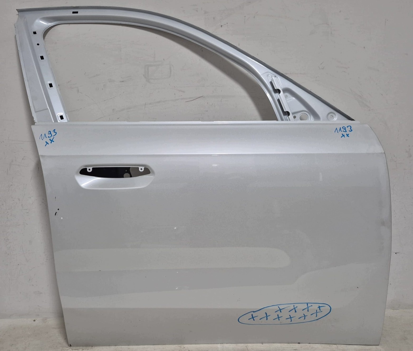 BMW X1 U11 22- door right front front
