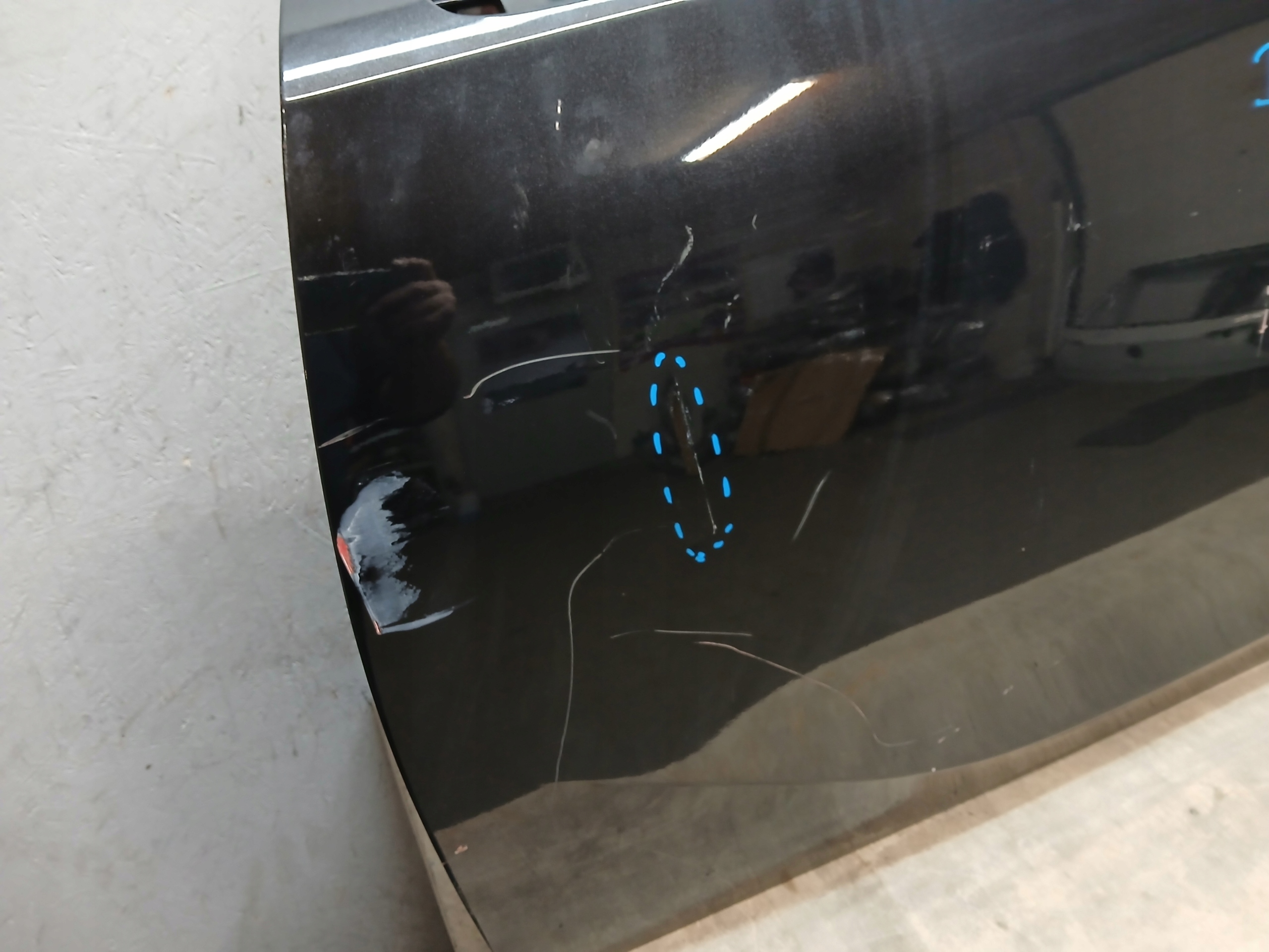 dveře předek levé OPEL CORSA E 3D