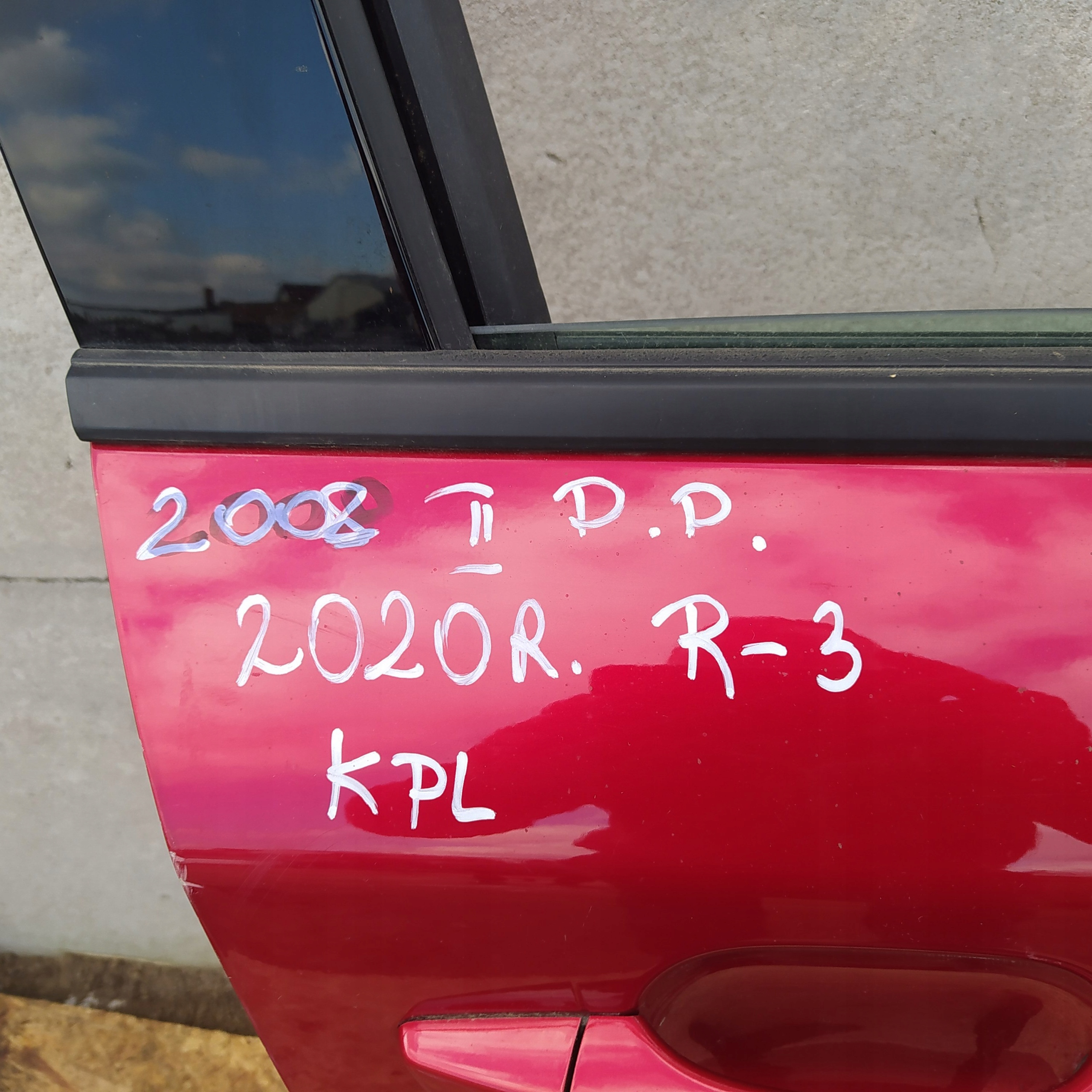 DRZWI PRAWY PRZÓD PRZEDNIE PEUGEOT 2008 II 2020 Typ samochodu Samochody osobowe