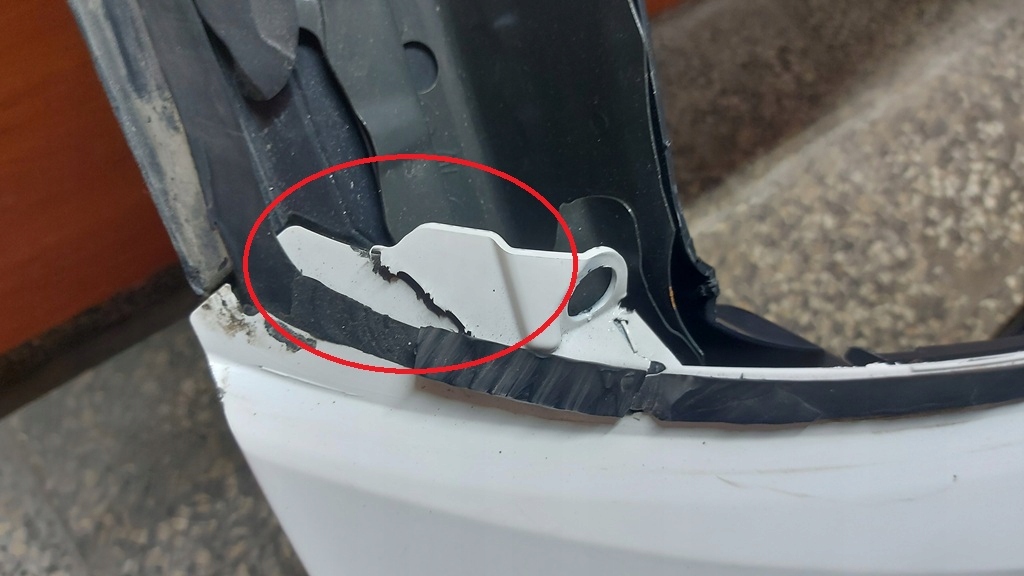 trunk door boot rear part rear TOYOTA COROLLA E21 19