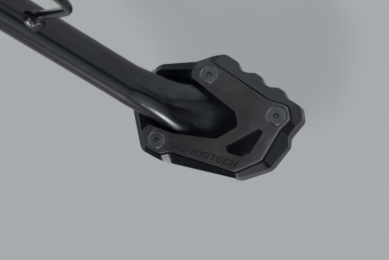 Kryt bočnej nohy Sw-Motech Suzuki Models Black/Silver