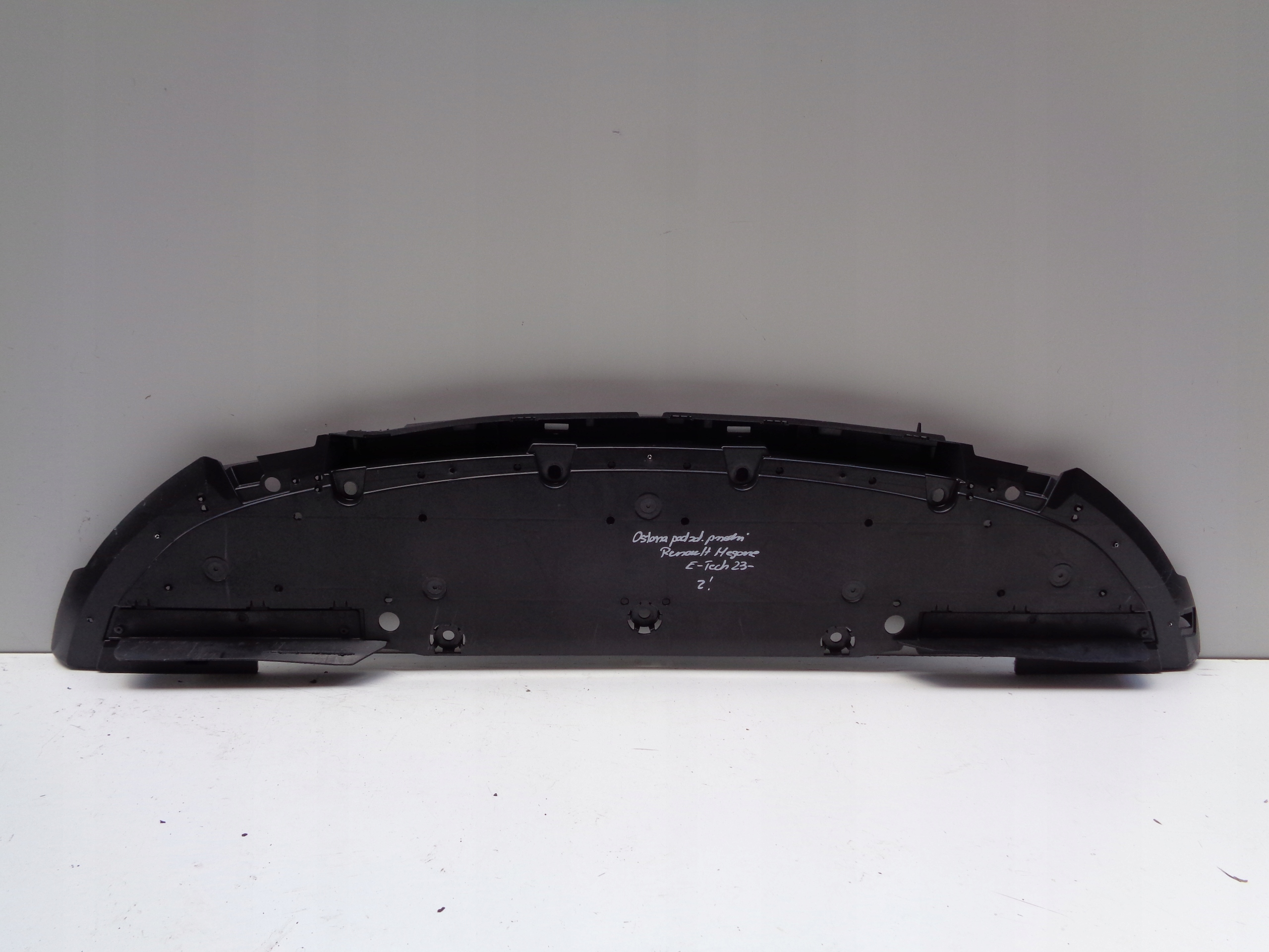 Blende Abdeckung unter Frontstoßstange RENAULT MEGANE E-TECH 23