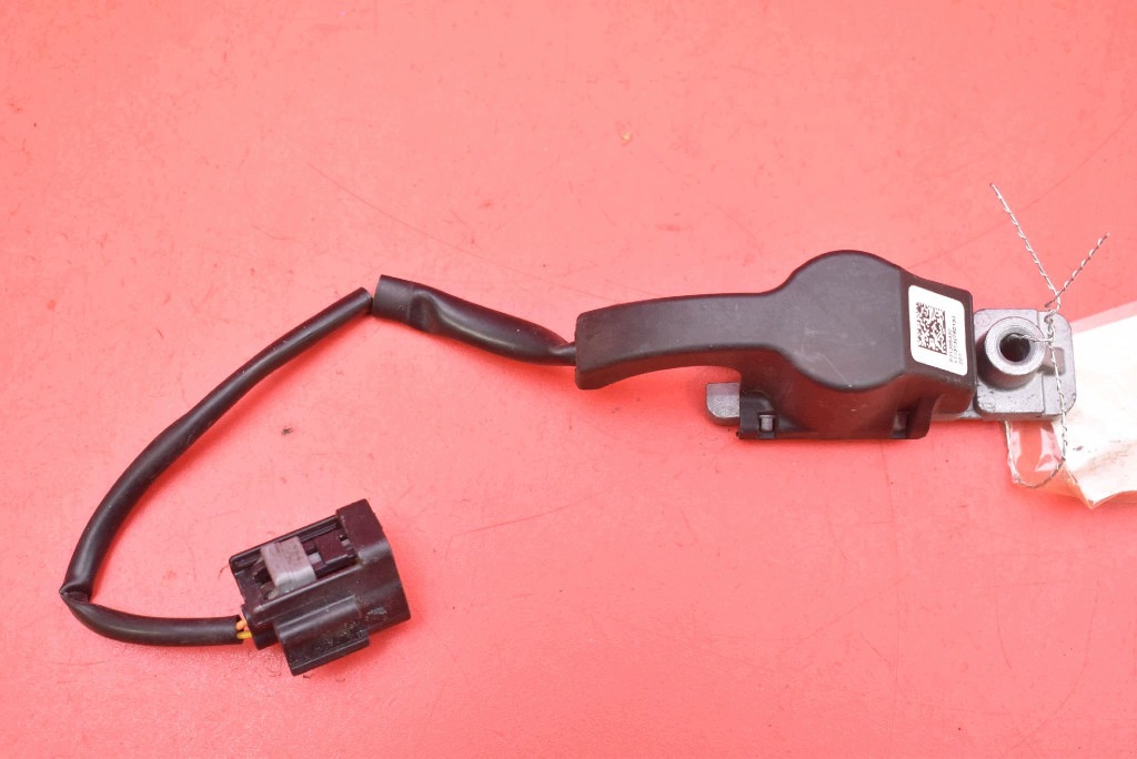 impact sensor P31305432 VOLVO V40 2 II 12-16