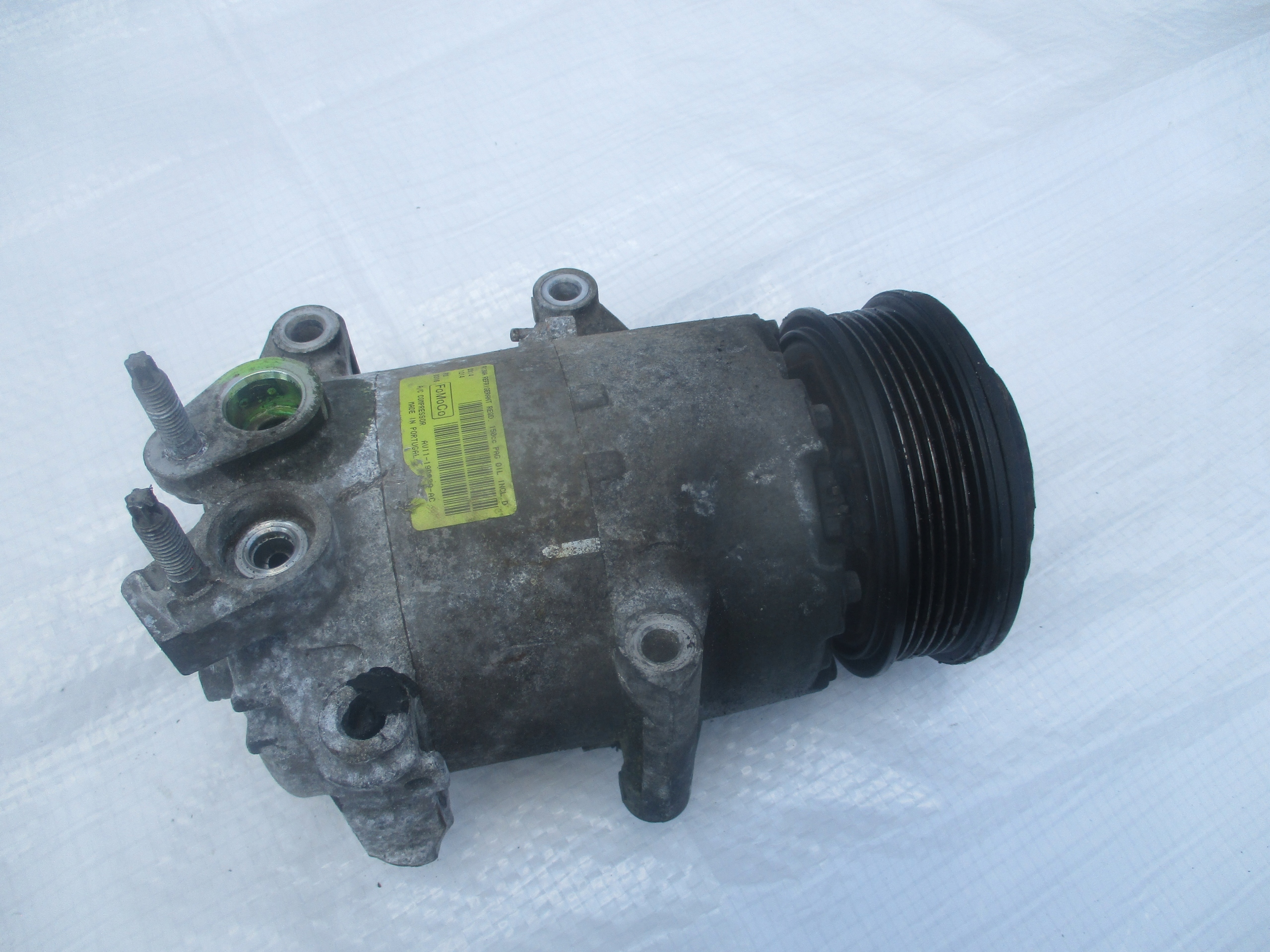 Ford OE AV1119D629AC Компрессор кондиционера,