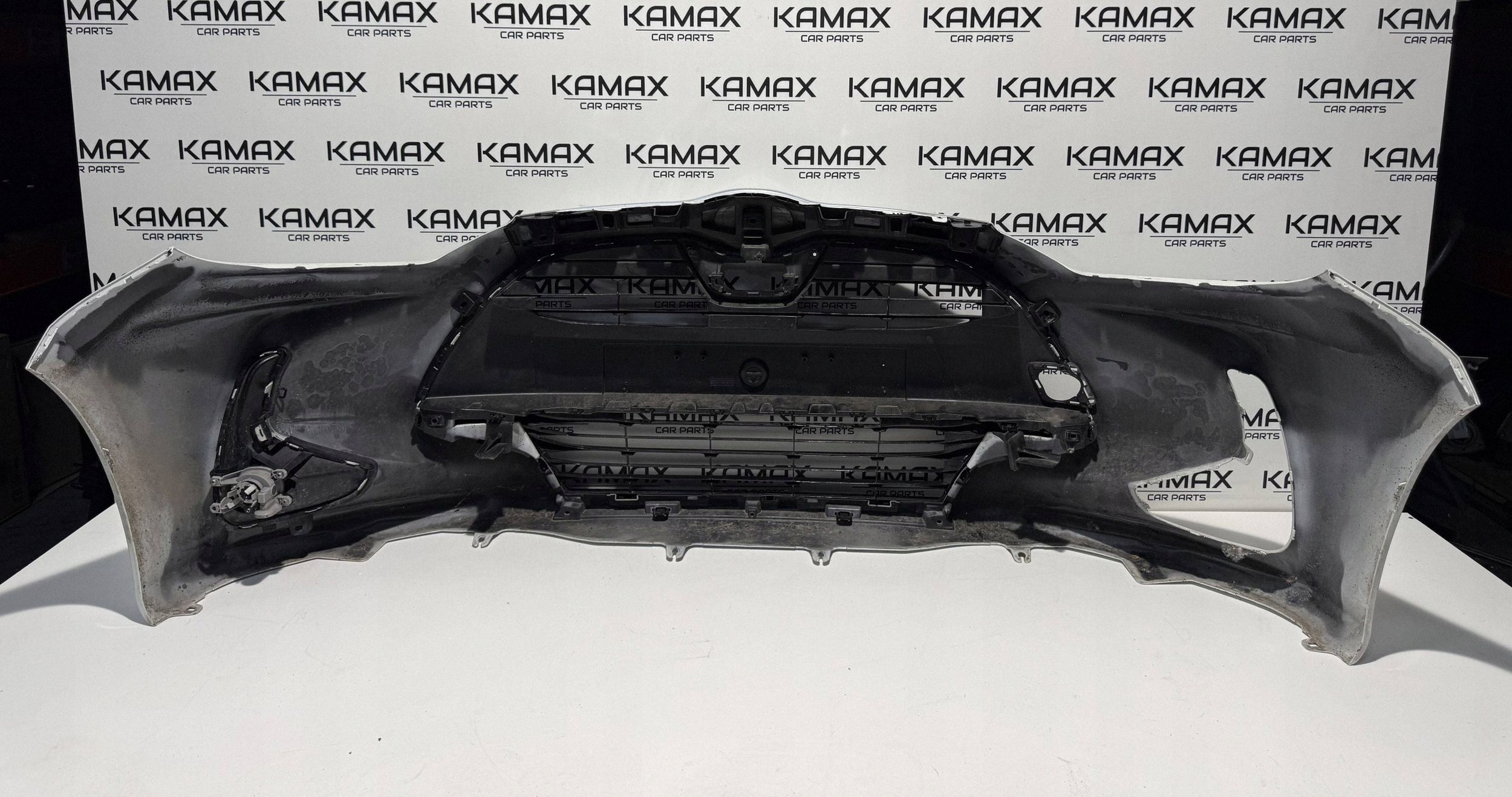 front bumper TOYOTA YARIS IV 20- original 52119-K0050